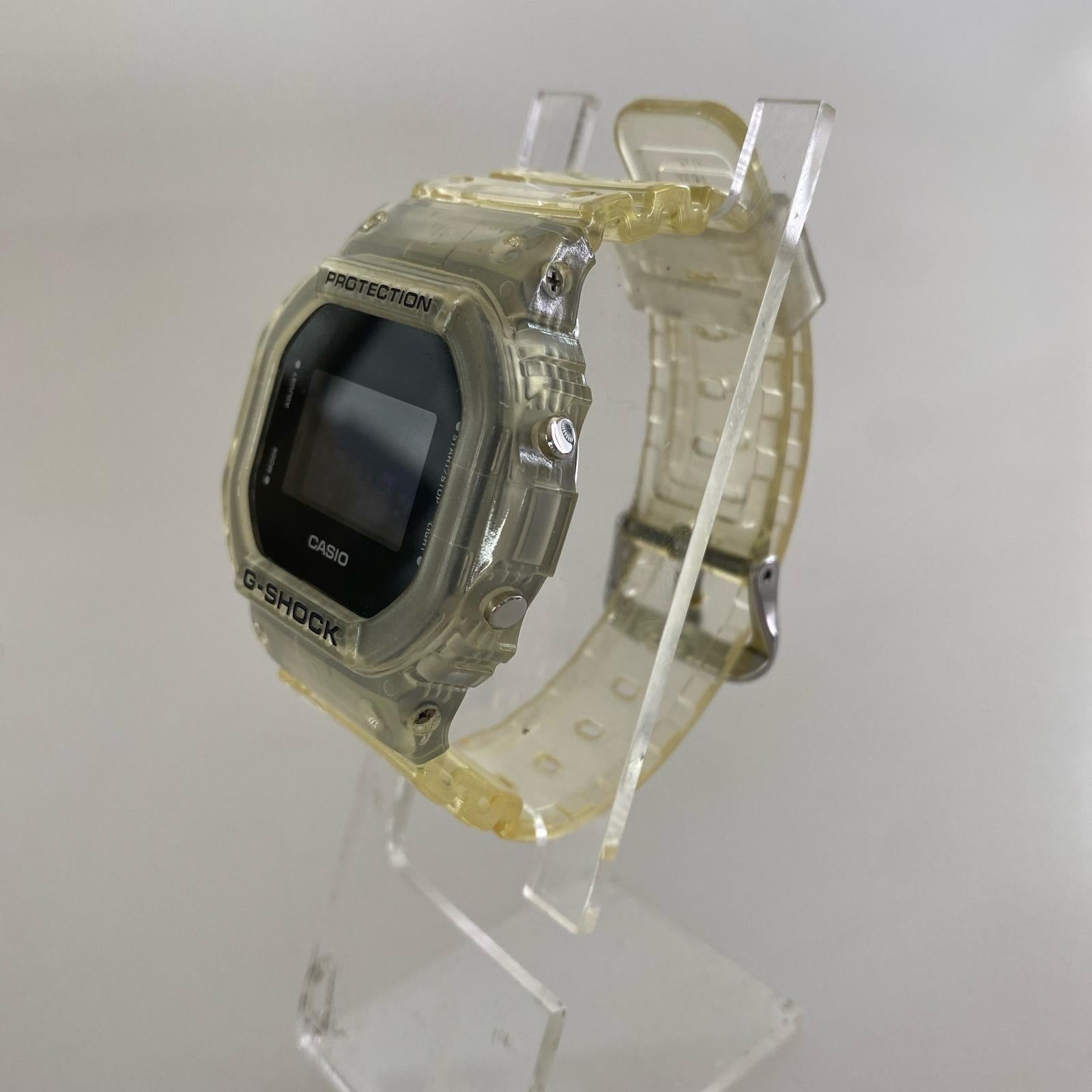 腕時計 DW-5600SKE-7JF クリア クリア