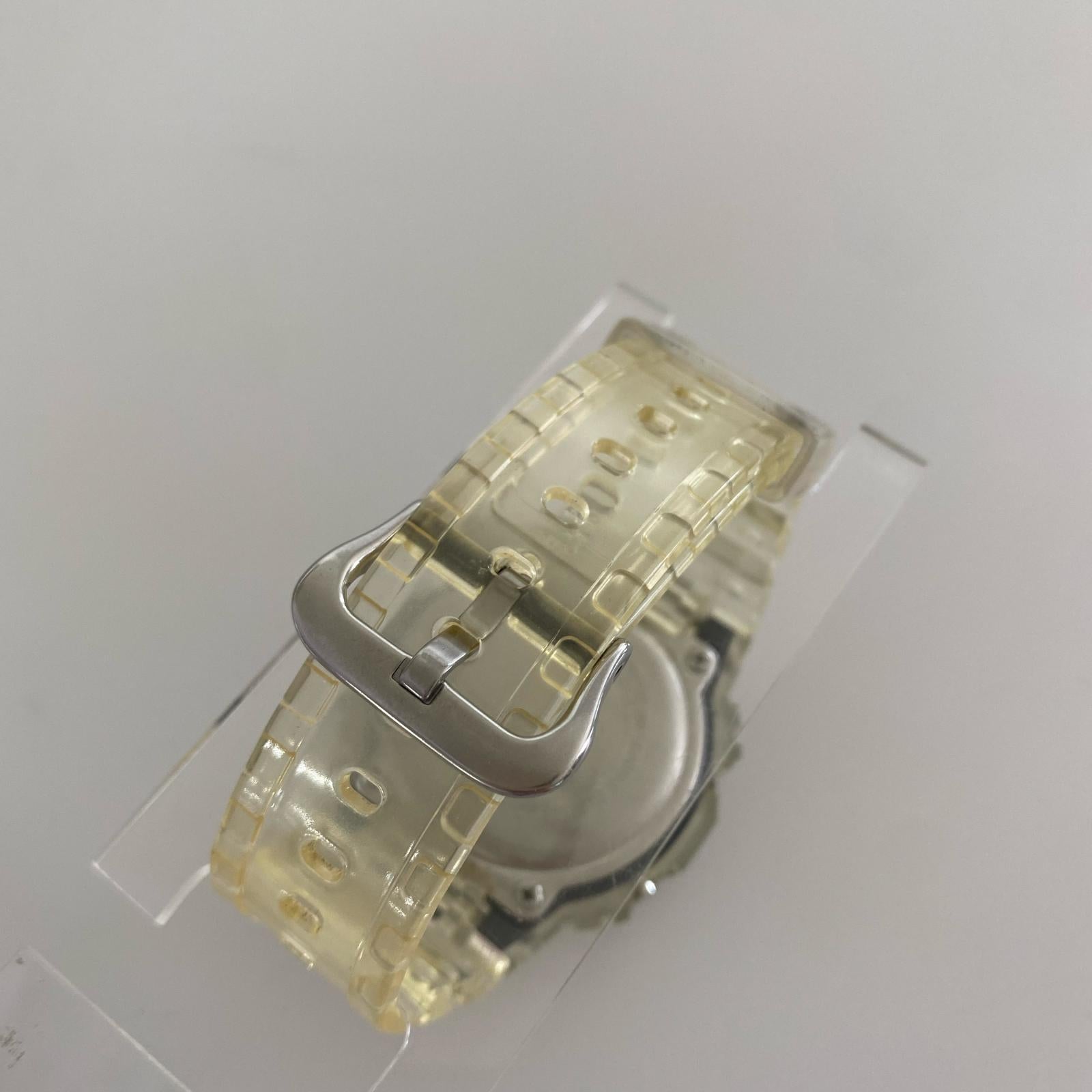 腕時計 DW-5600SKE-7JF クリア クリア