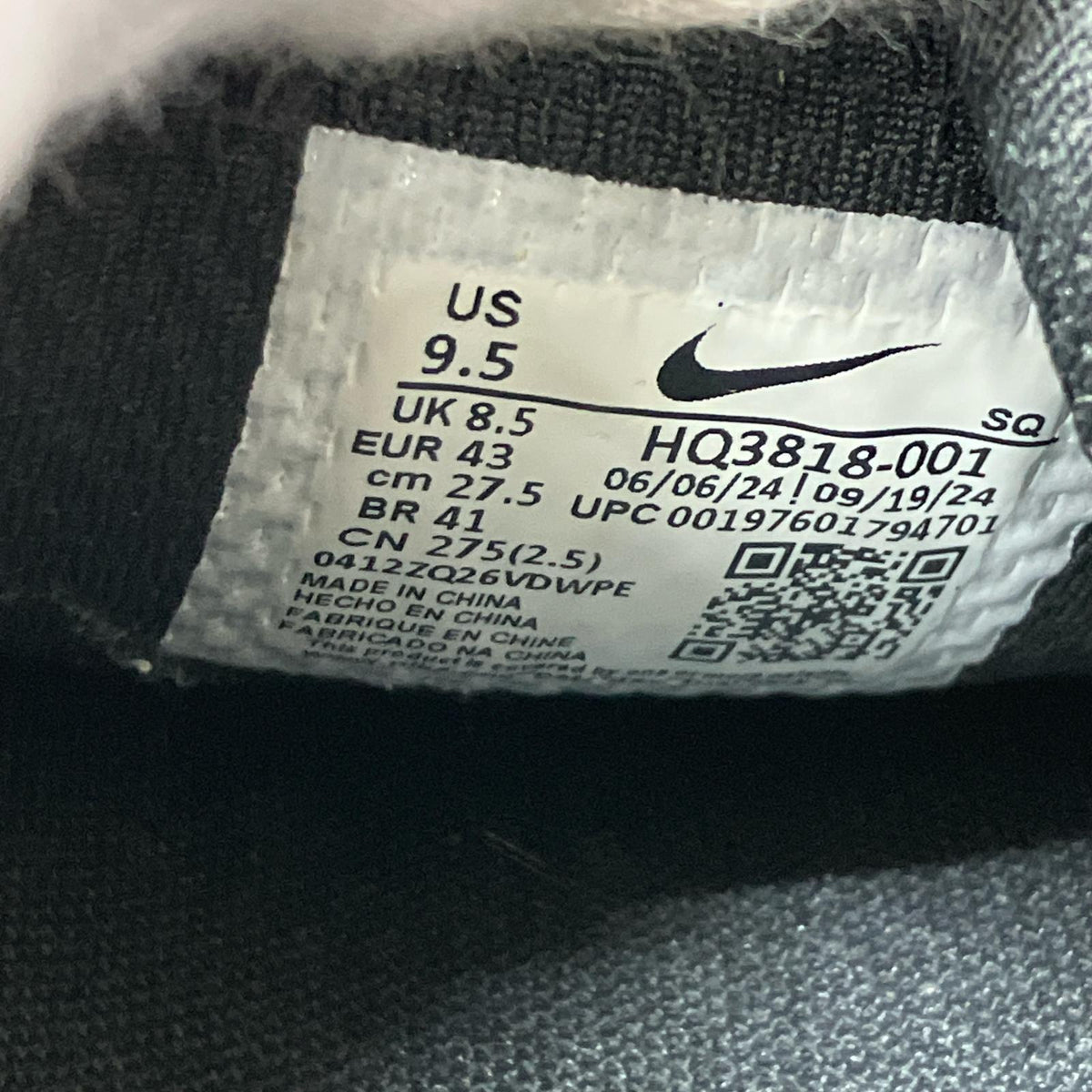 スニーカー HQ3818-001 27.5cm (US9 1/2 UK9 EU45) ブラック