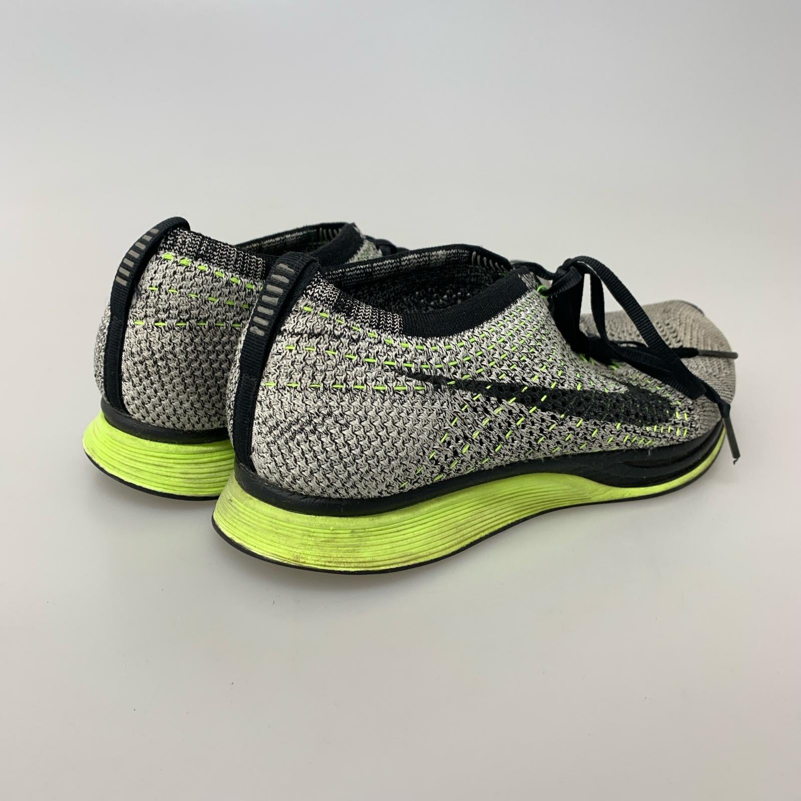 スニーカー NIKE 526628-007 フライニットレーサー LGY 28.0 28cm (US10 UK9 1/2 EU46)