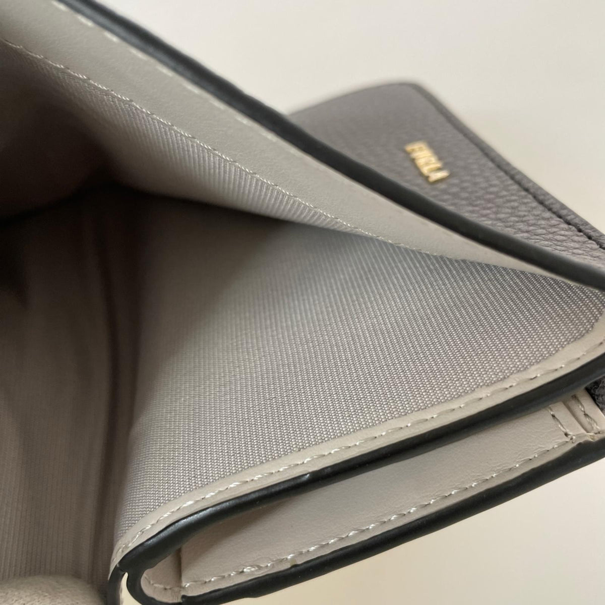 コンパクトウォレット FURLA コンパクトウォレット グレー