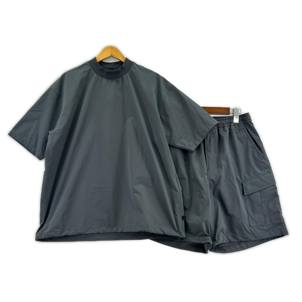 セットアップ TECH MOCK NECK S/S TEE/PANTS M グレー