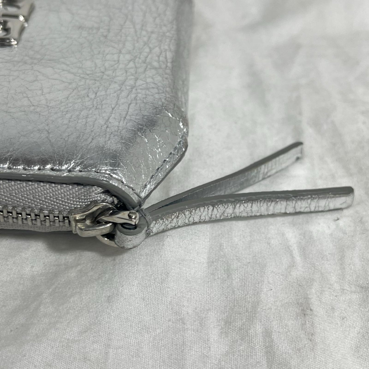 GIVENCHY 4G LIQUID WALLET