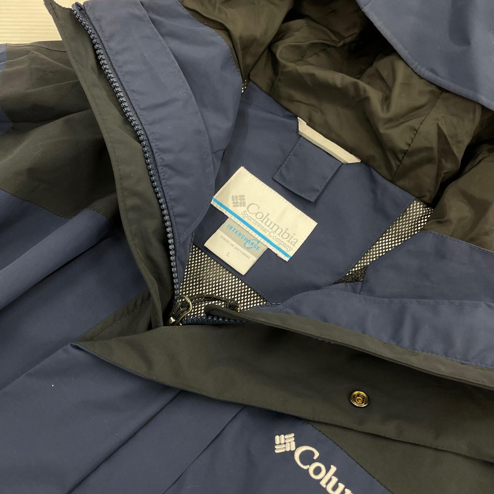 マウンテンパーカー Columbia マウンテンパーカー ネイビー(L) L ネイビー