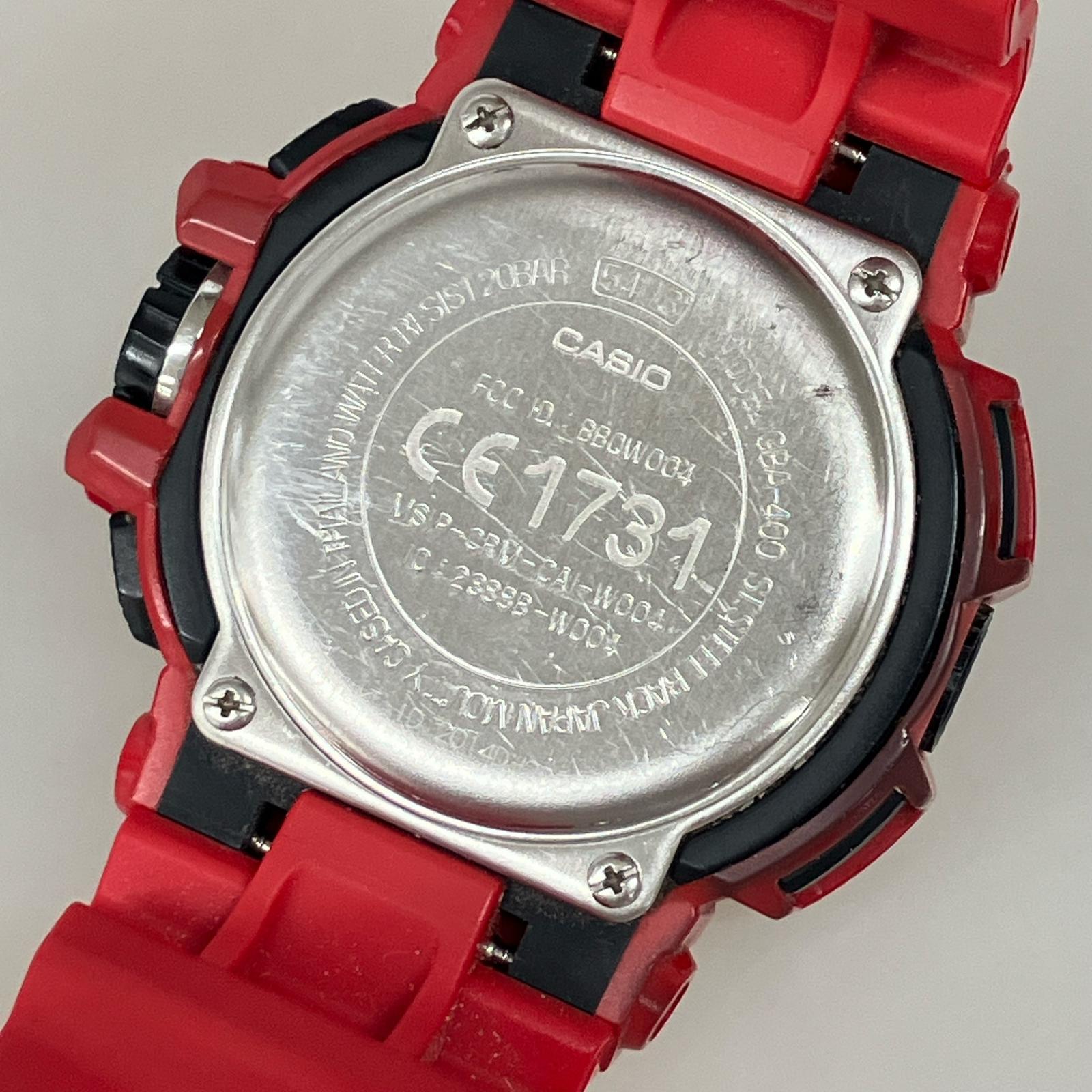 腕時計 GBA-400 レッド
