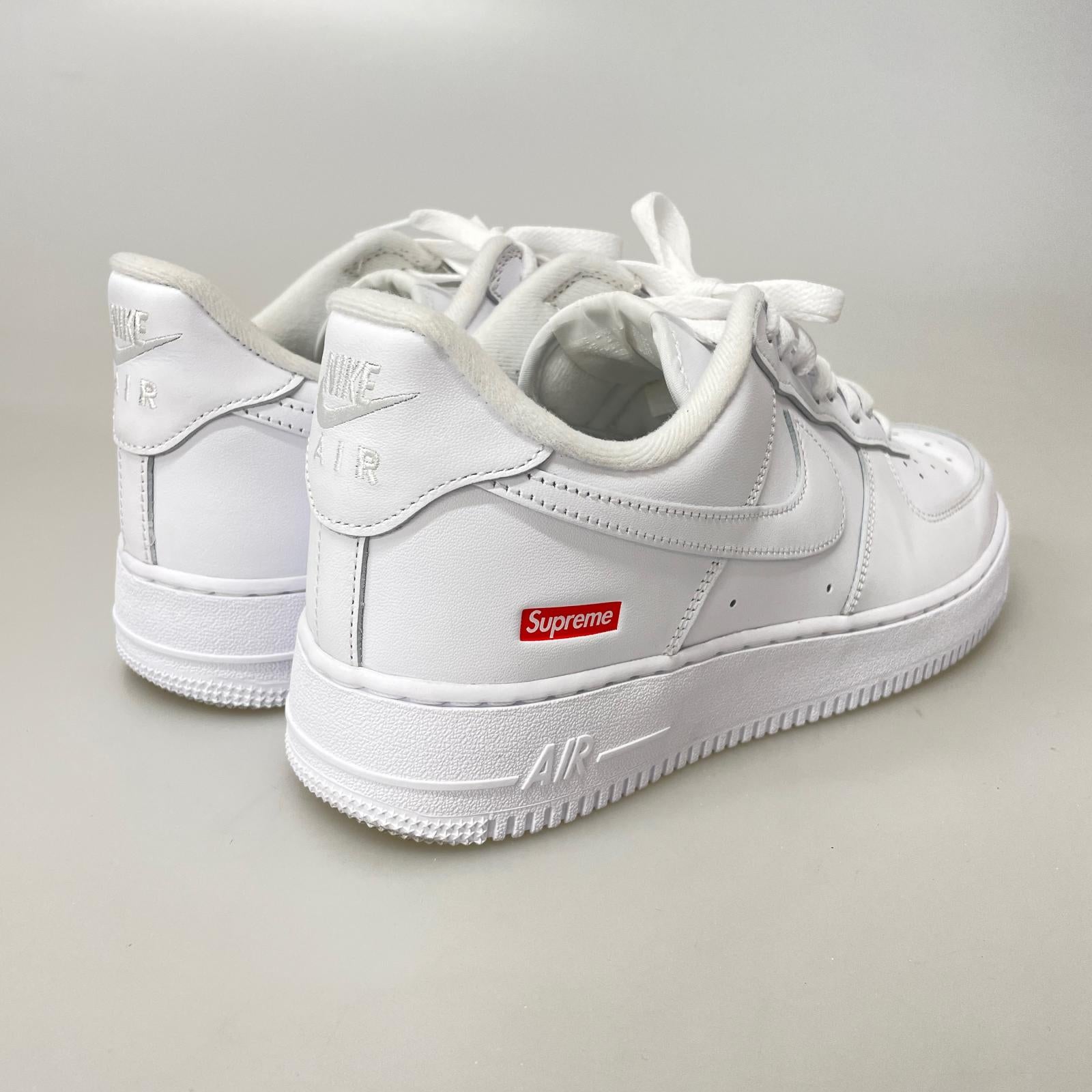 スニーカー Supreme×NIKE AIR FORCE 1 LOW SP 27cm (US9 UK8 1/2 EU44) ホワイト