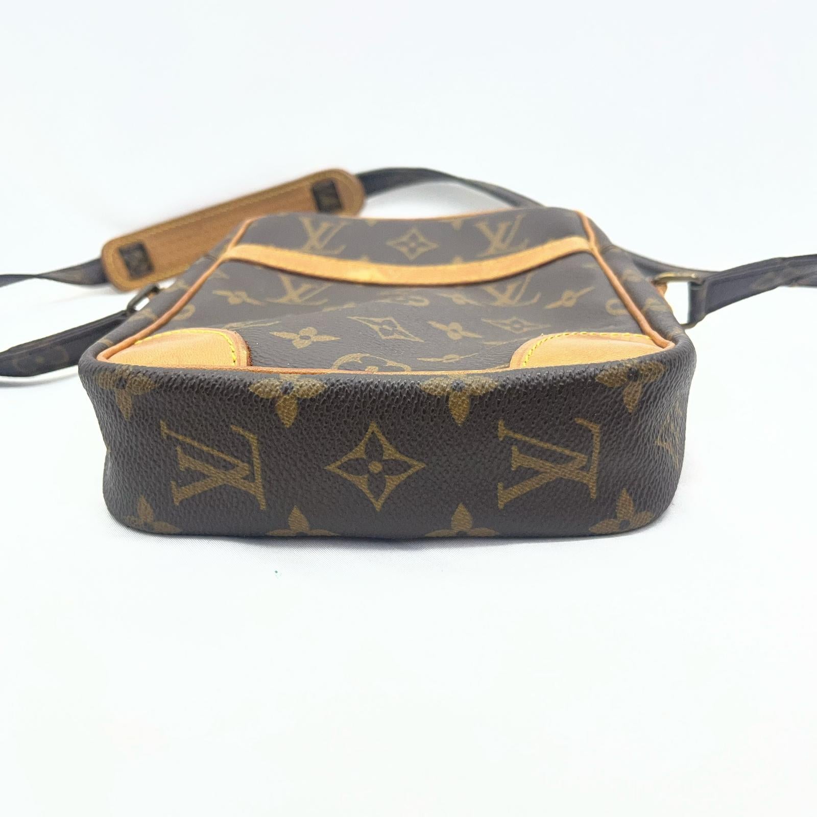 LV/ダヌーブ/モノグラム M45266