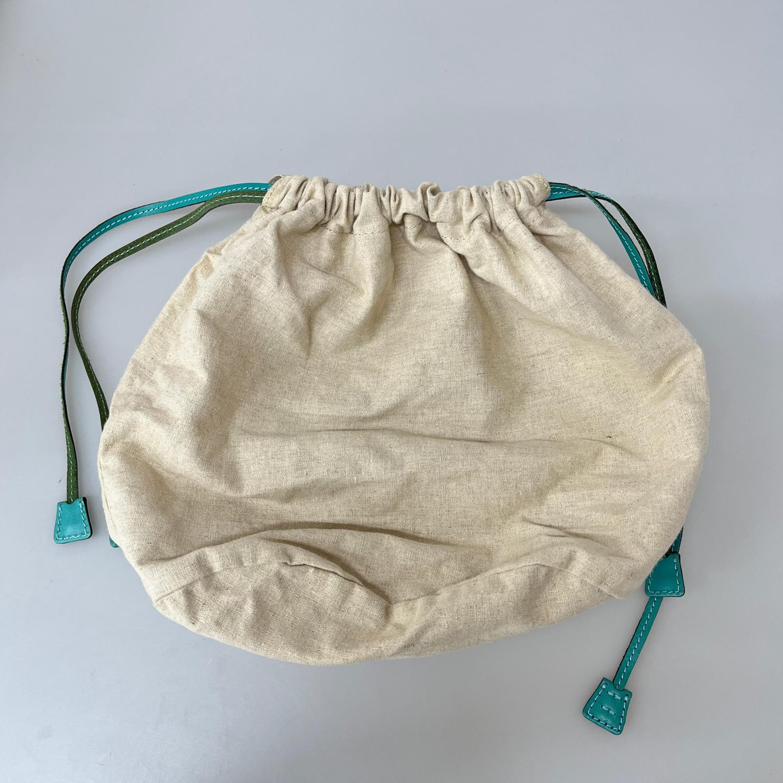 ボディバッグ パンチングレザートートバッグ ベージュ