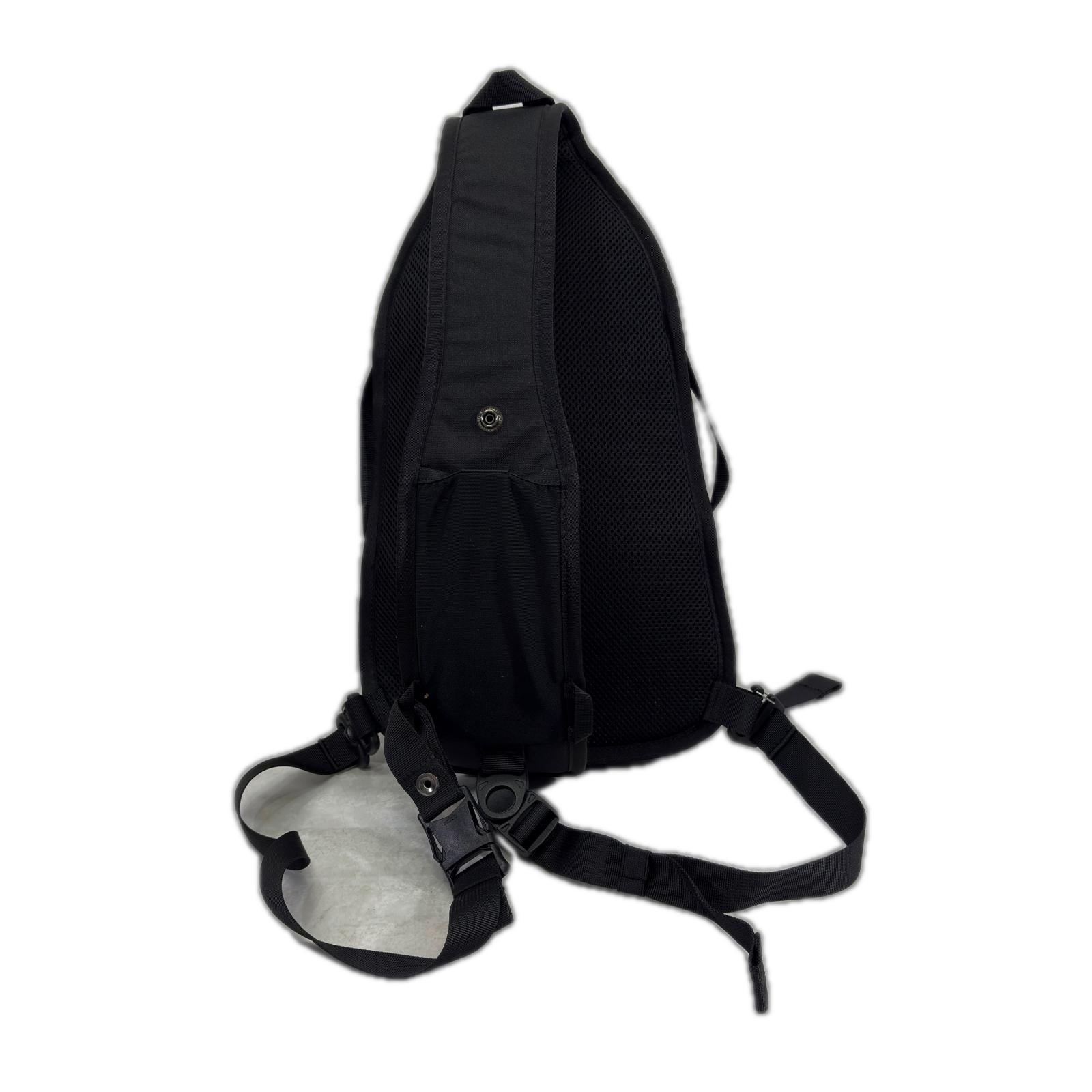 ボディバッグ Leap Sling