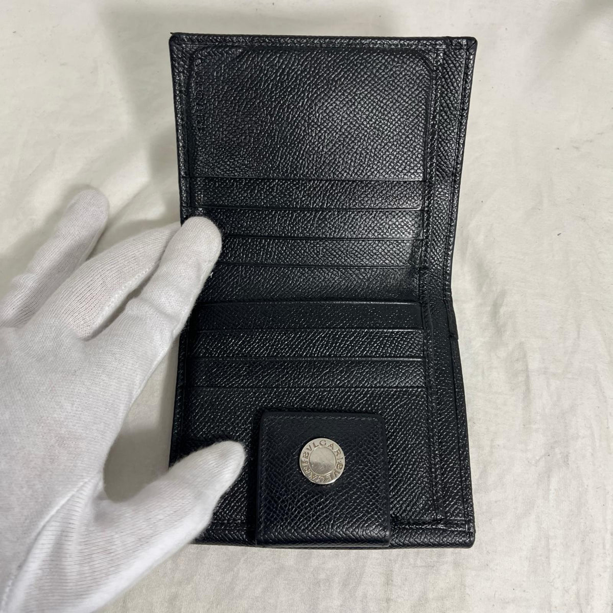 BVLGARI クラシコ 二つ折り財布