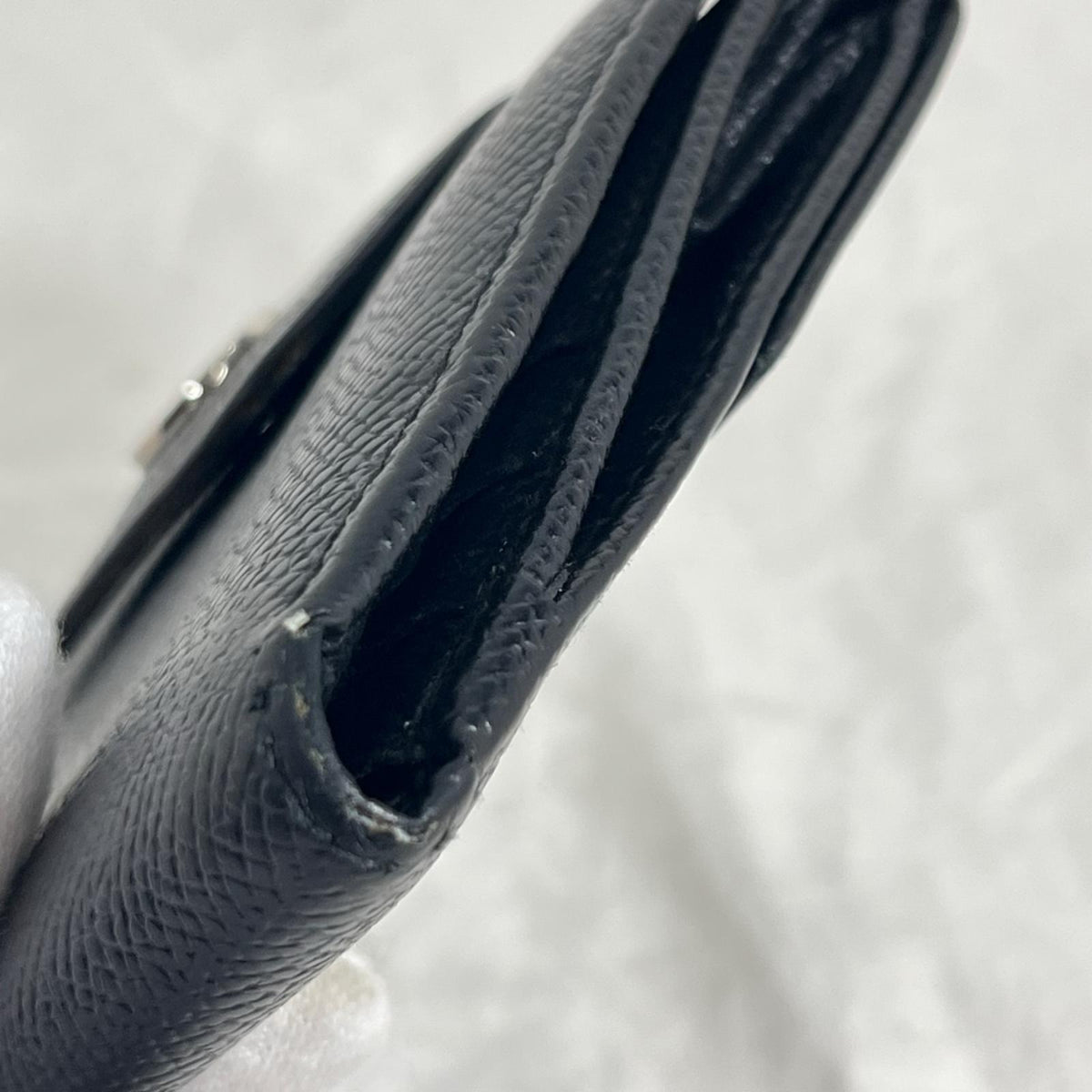 BVLGARI クラシコ 二つ折り財布
