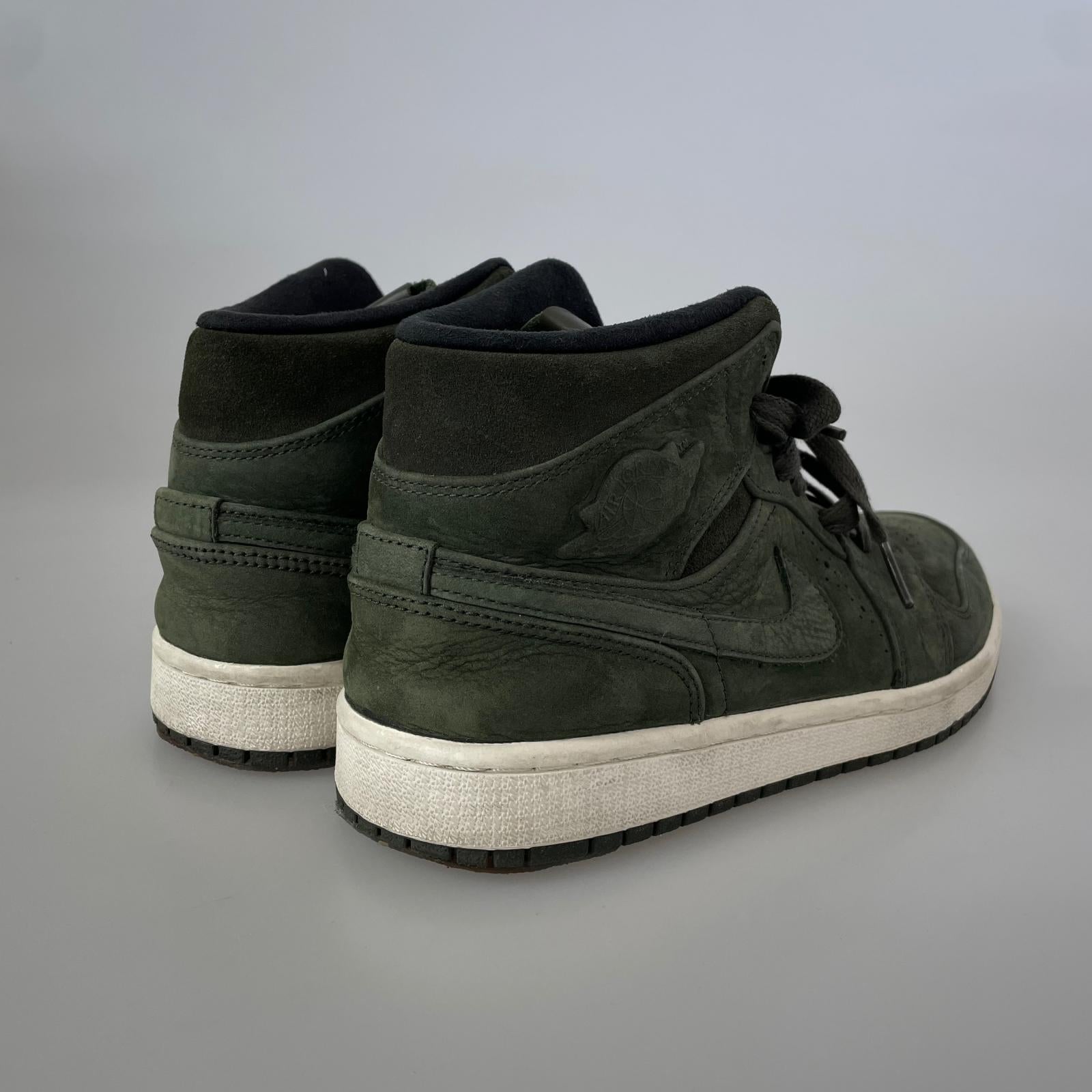 スニーカー AIR JORDAN 1 MID NOUVEAU 26.0cm 26cm (US8 UK7 1/2 EU42) グリーン