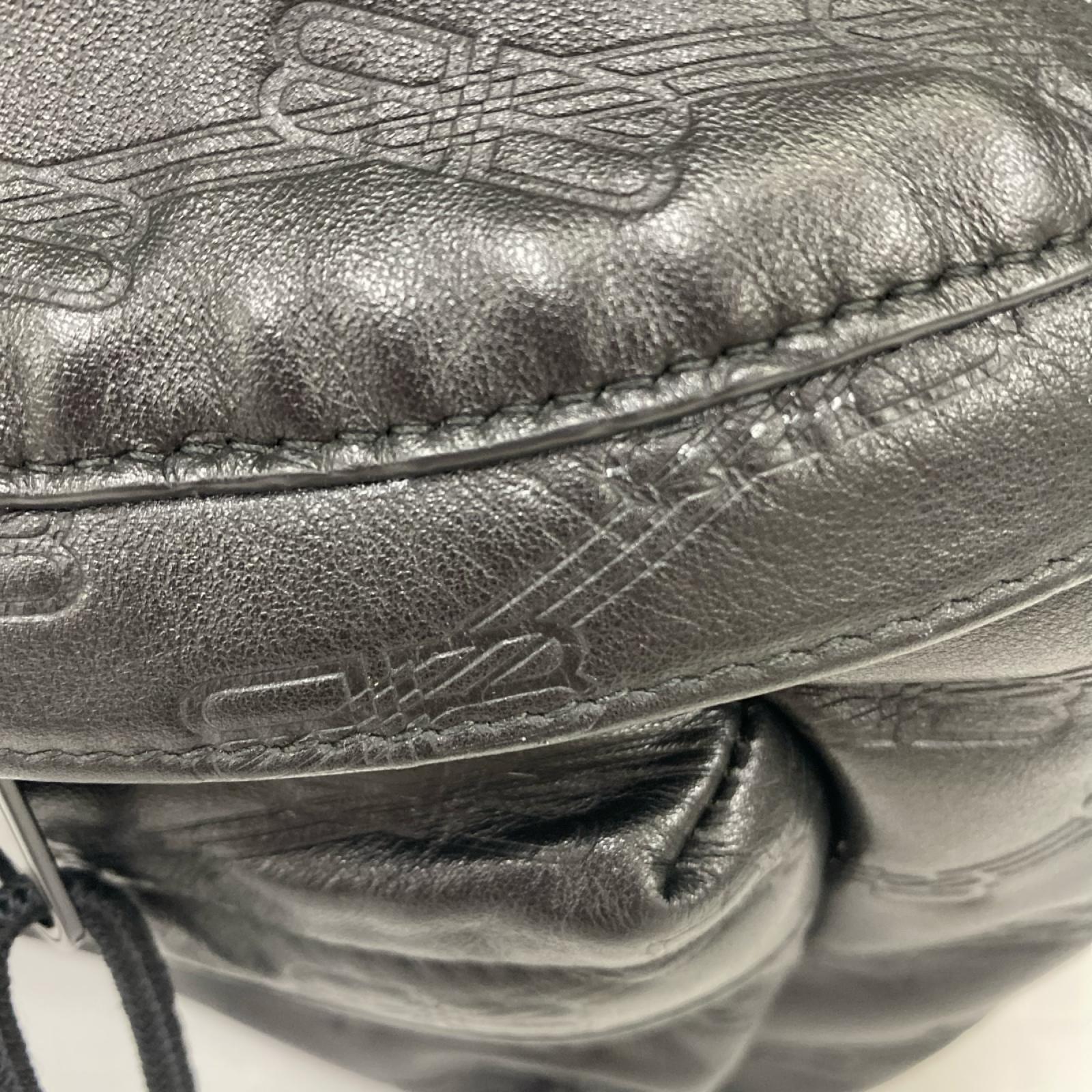 Balenciaga BBエンボス シグネチャー クロスボディバッグ 黒
