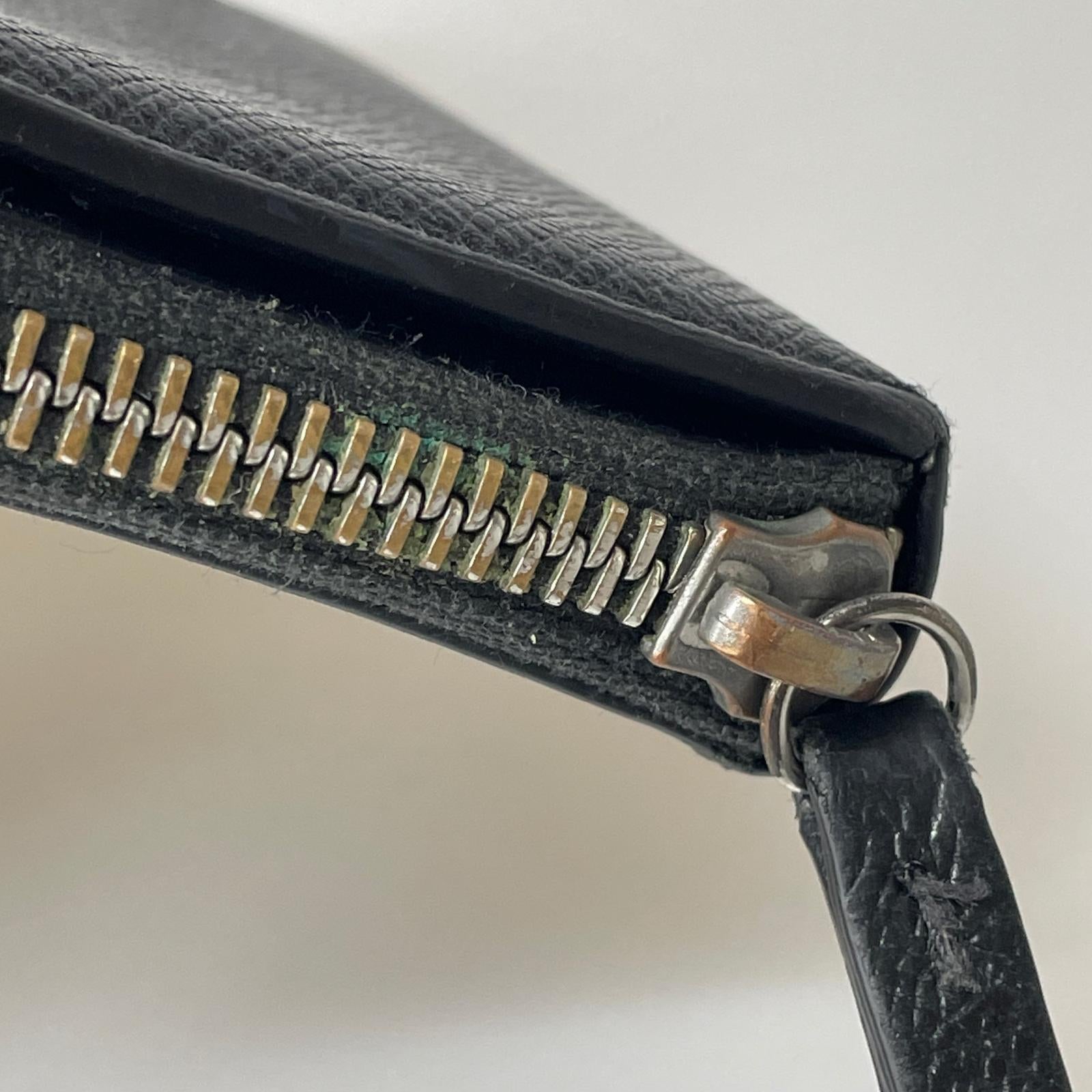 コンパクトウォレット ジップアラウンドコンパクトウォレット SA3U10006 ブラック