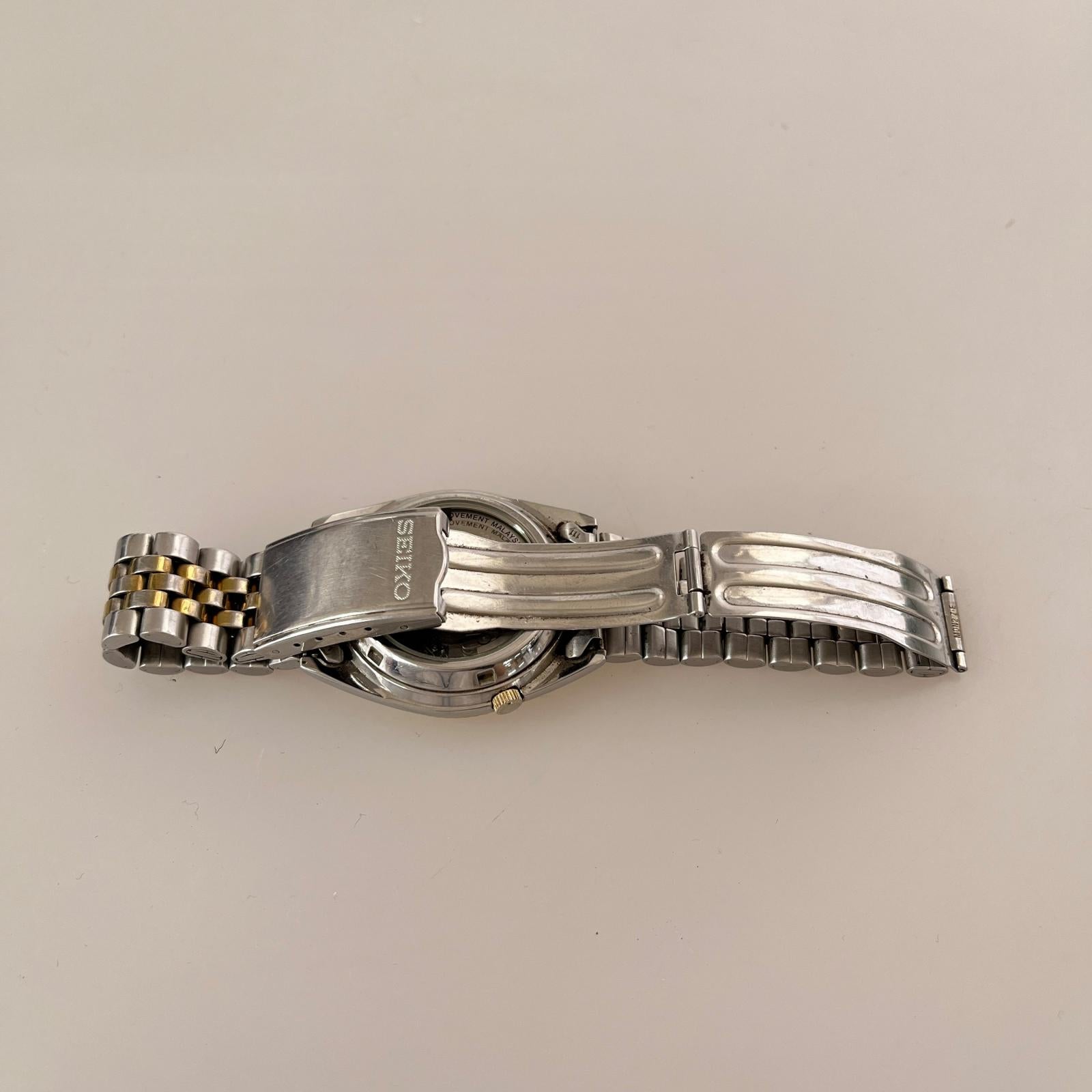 腕時計 SEIKO5 デイデイト 自動巻き腕時計 裏スケ ゴールドベゼル ゴールド