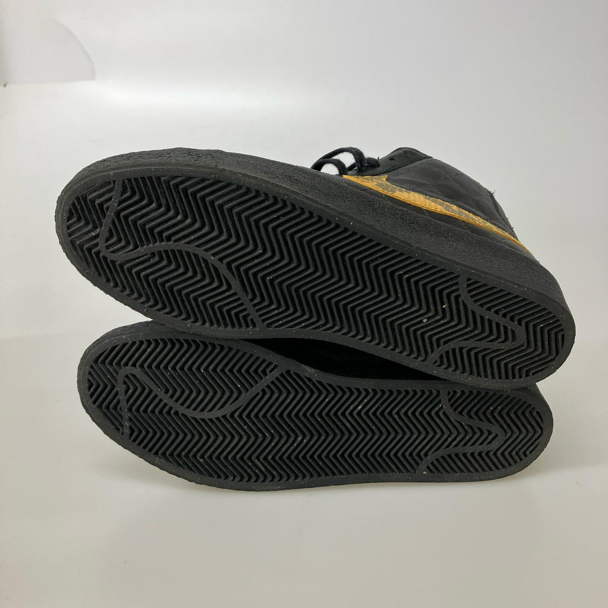 スニーカー ×Supreme SB Blazer Mid Black 27.5cm (US9 1/2 UK9 EU45) ブラック