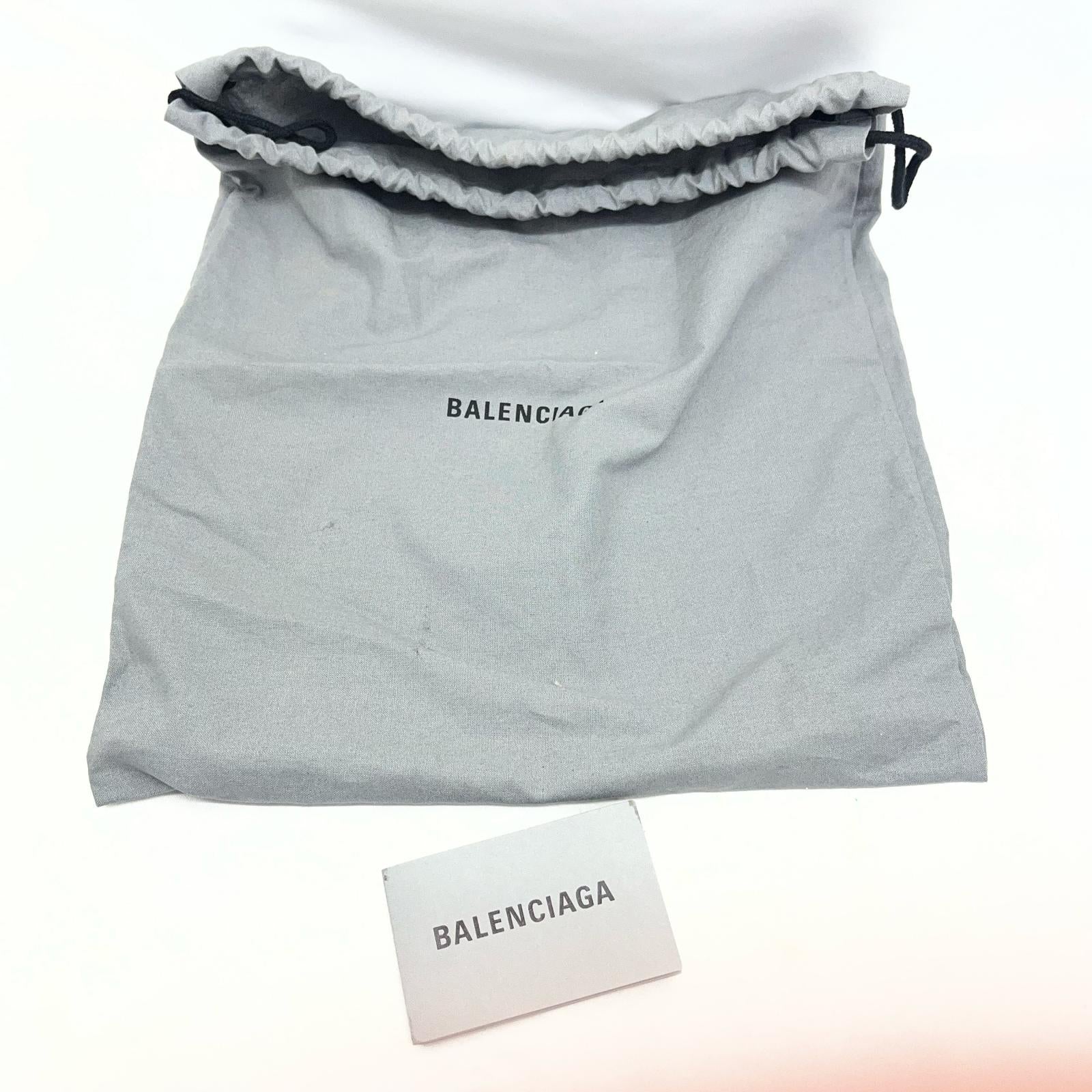 Balenciaga ウィール XS ドローストリング バケットバッグ 656682