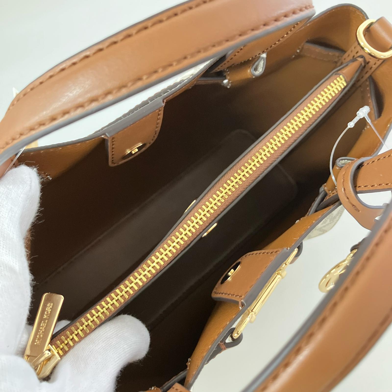 ハンドバッグ carson sm mkシグネチャー