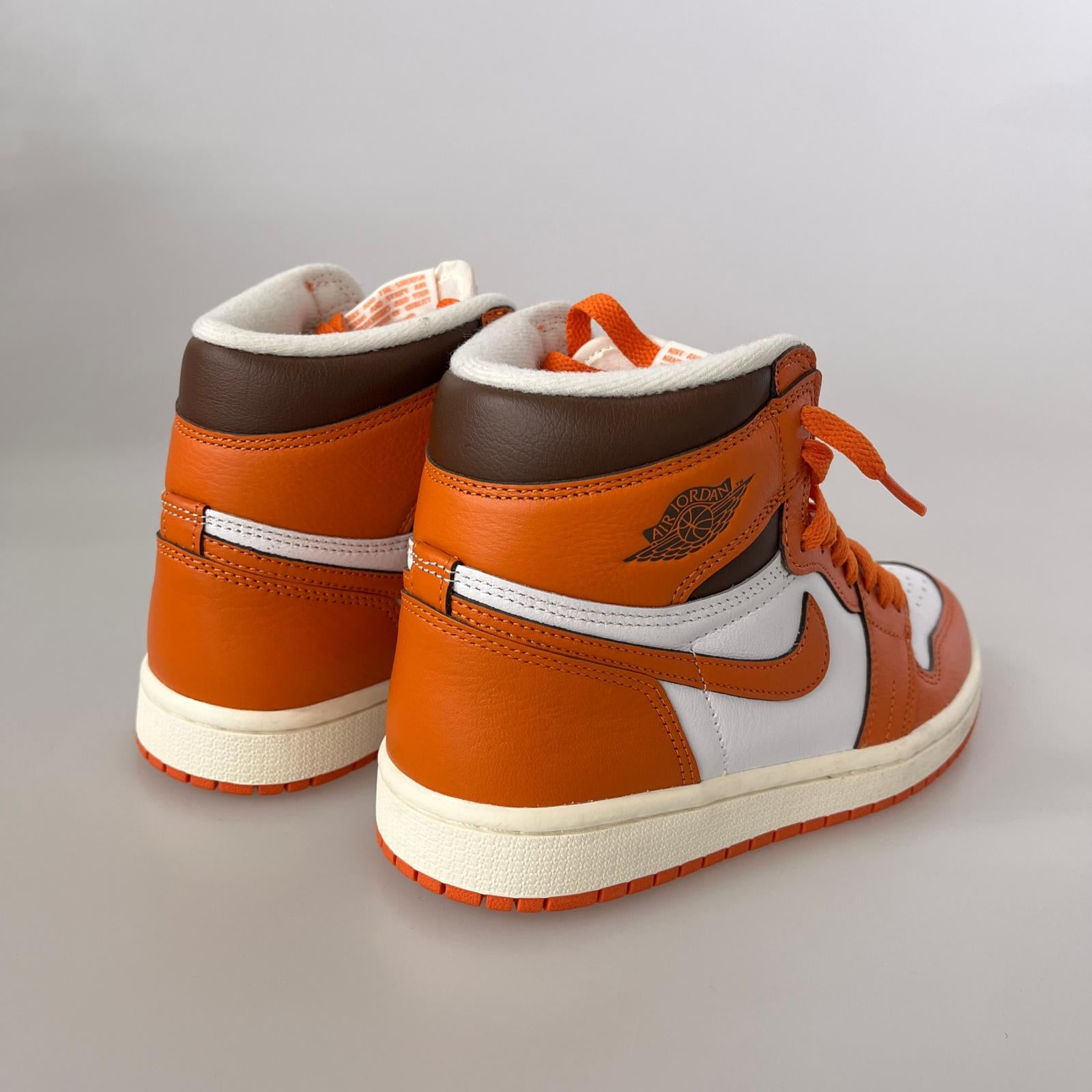 スニーカー NIKE WMSN AIR JORDAN 1 HIGH OG STARFISH 24㎝ DO9369-101 24cm (US6 UK5 1/2 EU38)