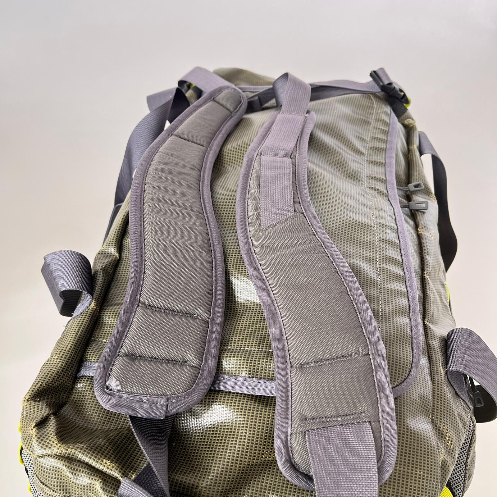 その他バッグ patagonia ダッフル60L ダッフルバッグ カーキ カーキ