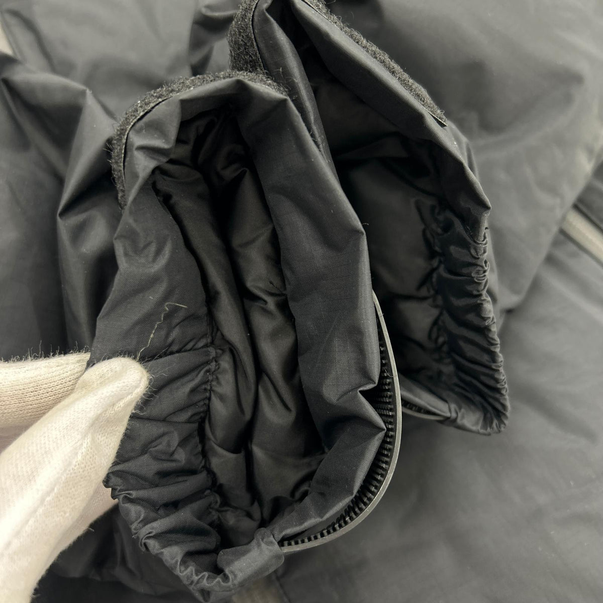 ダウンジャケット AURORA 3LAYER DOWN BLOUSON 黒 (L) L ブラック