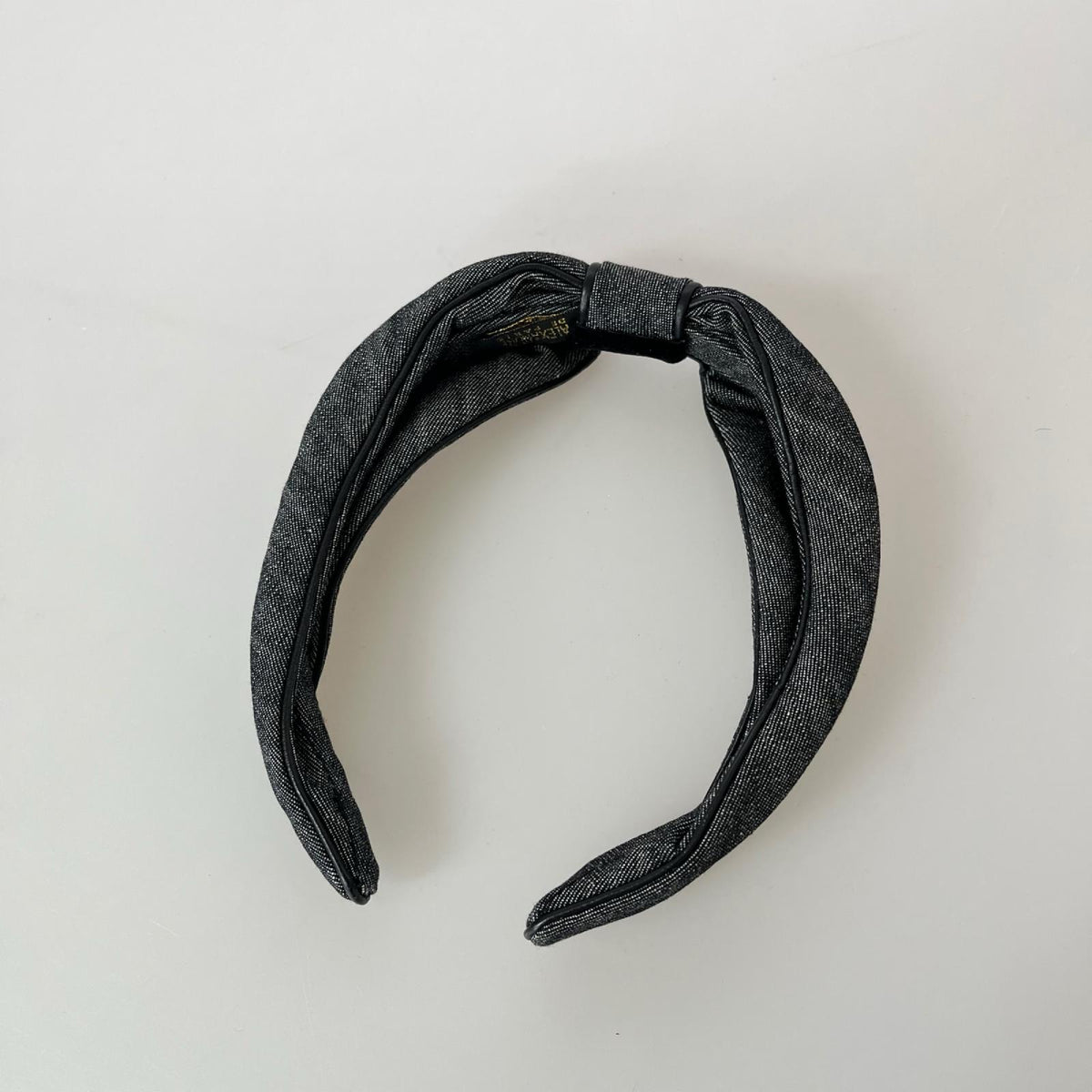 その他アクセサリー カチューシャ ブラック