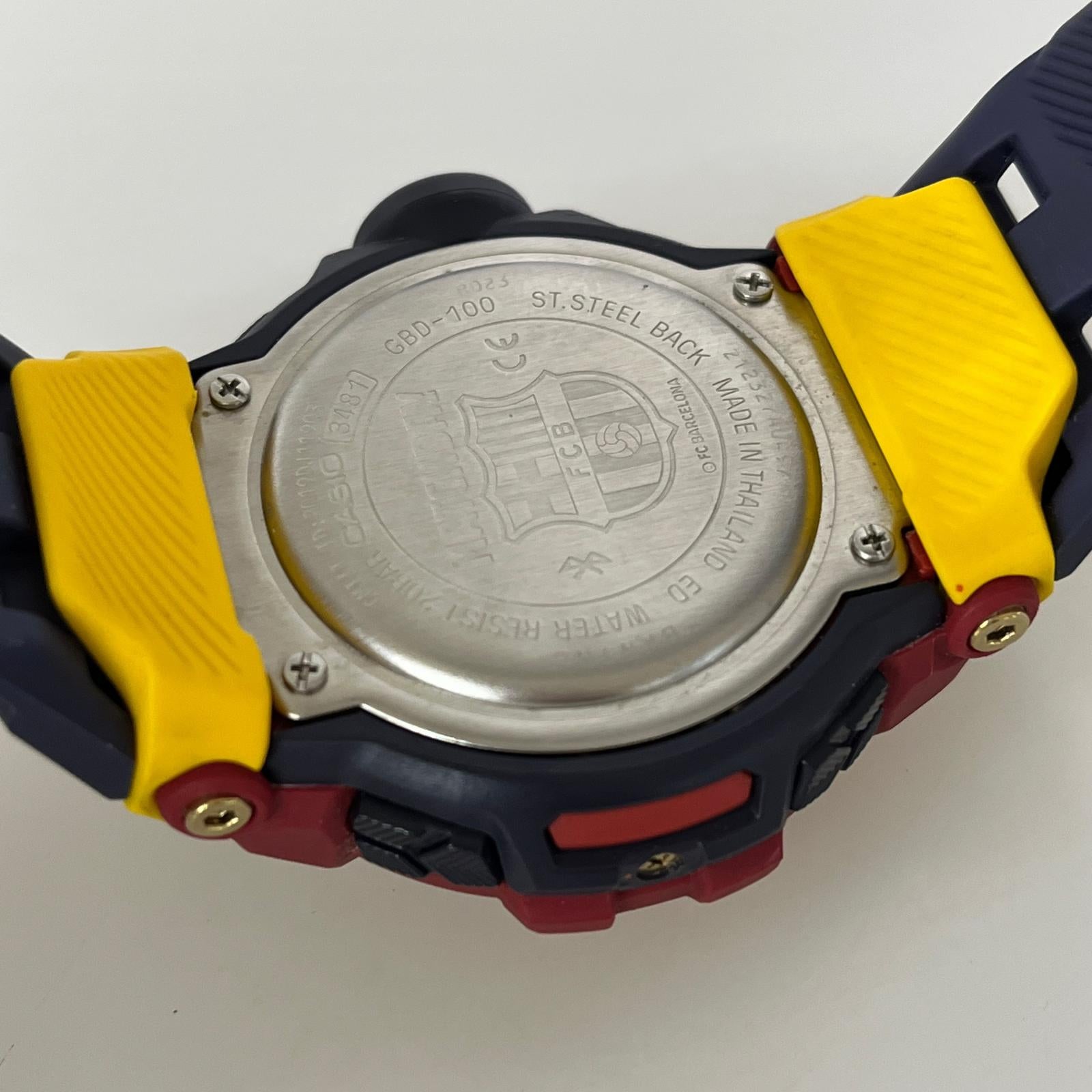 腕時計 FC Barcelona Matchday コラボモデル