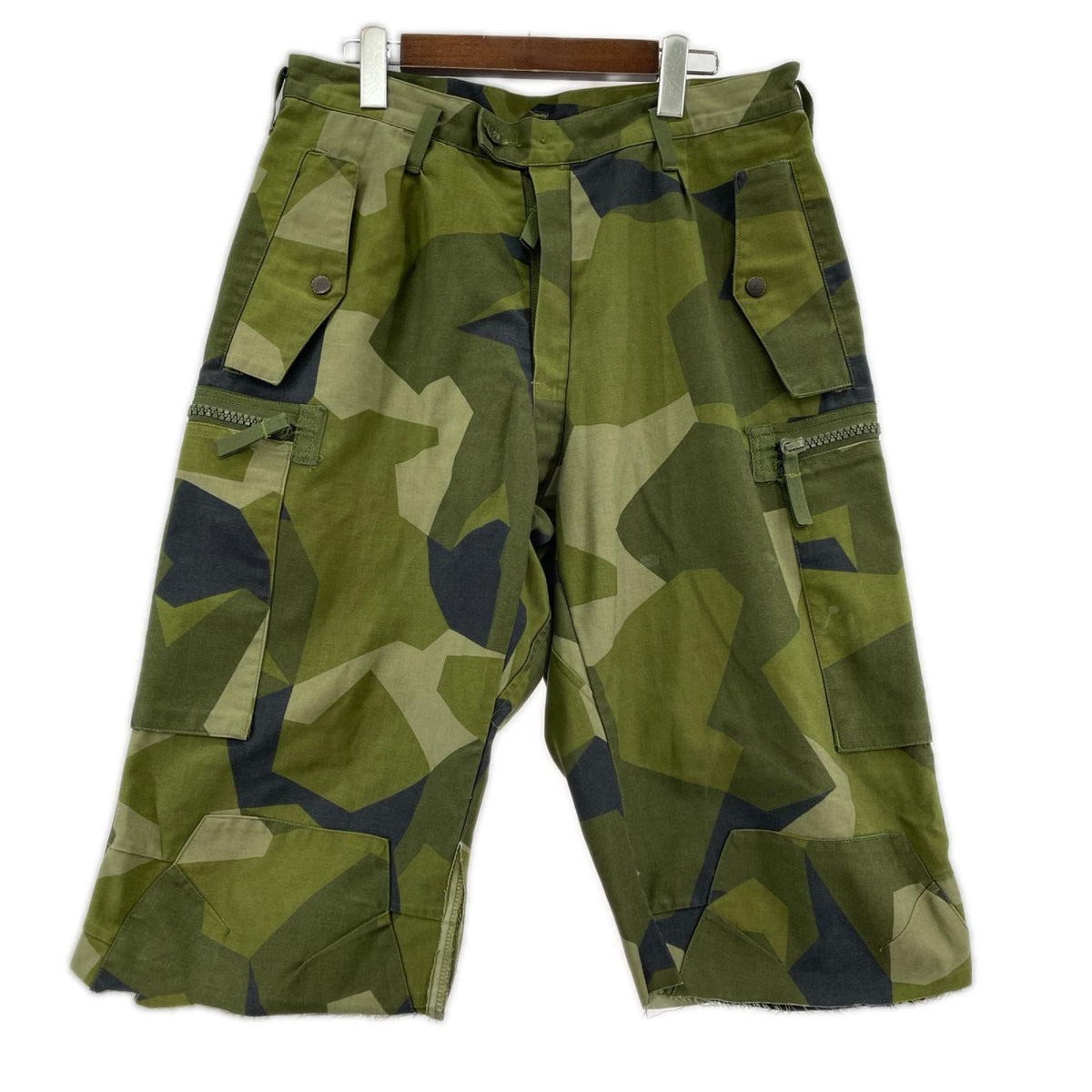 ショートパンツ SWEDISH MILITARY カーゴ (W33) グリーン