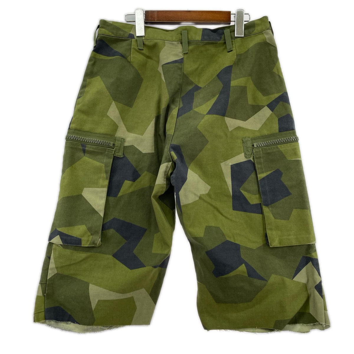 ショートパンツ SWEDISH MILITARY カーゴ (W33) グリーン