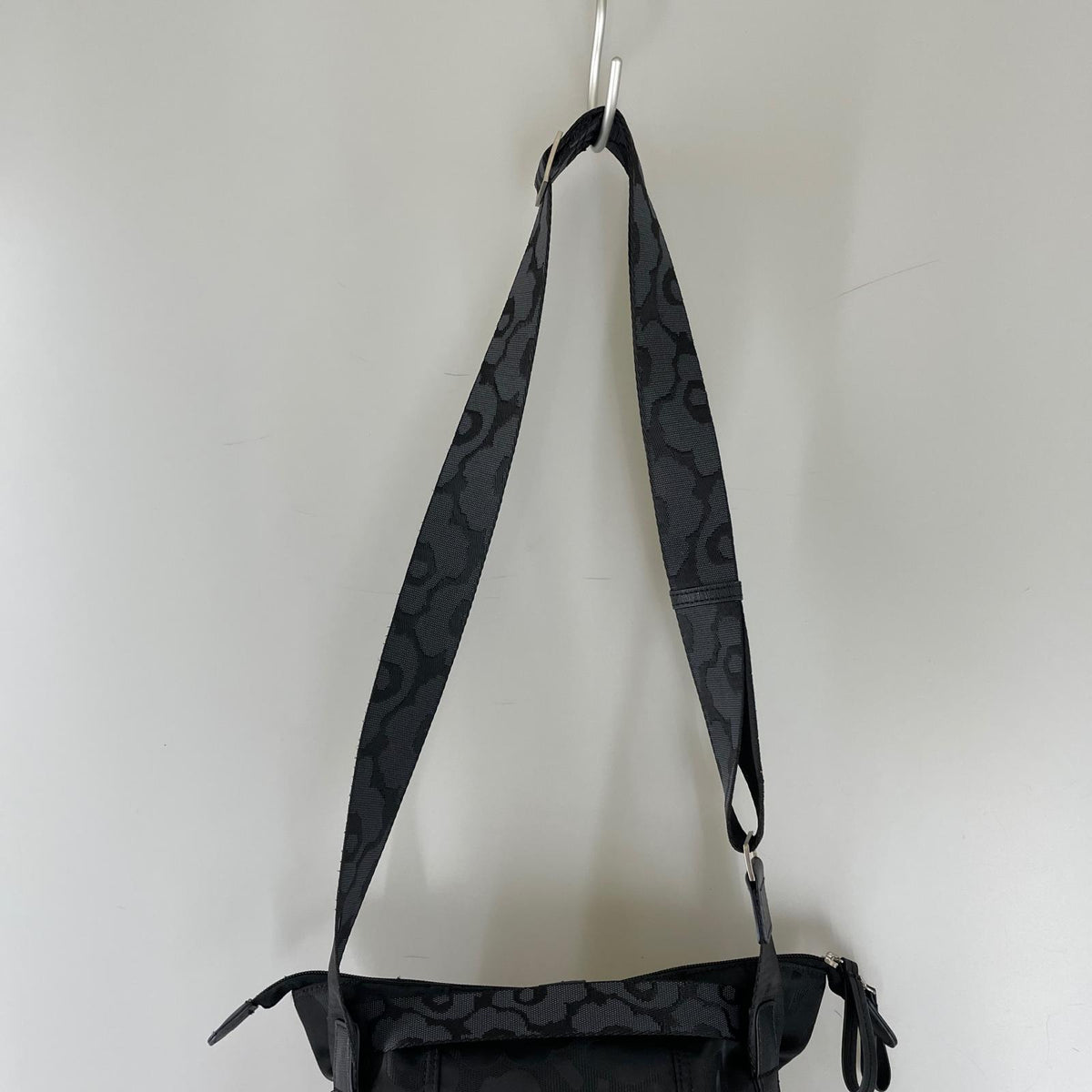 ショルダーバッグ Carry All Unikko ブラック