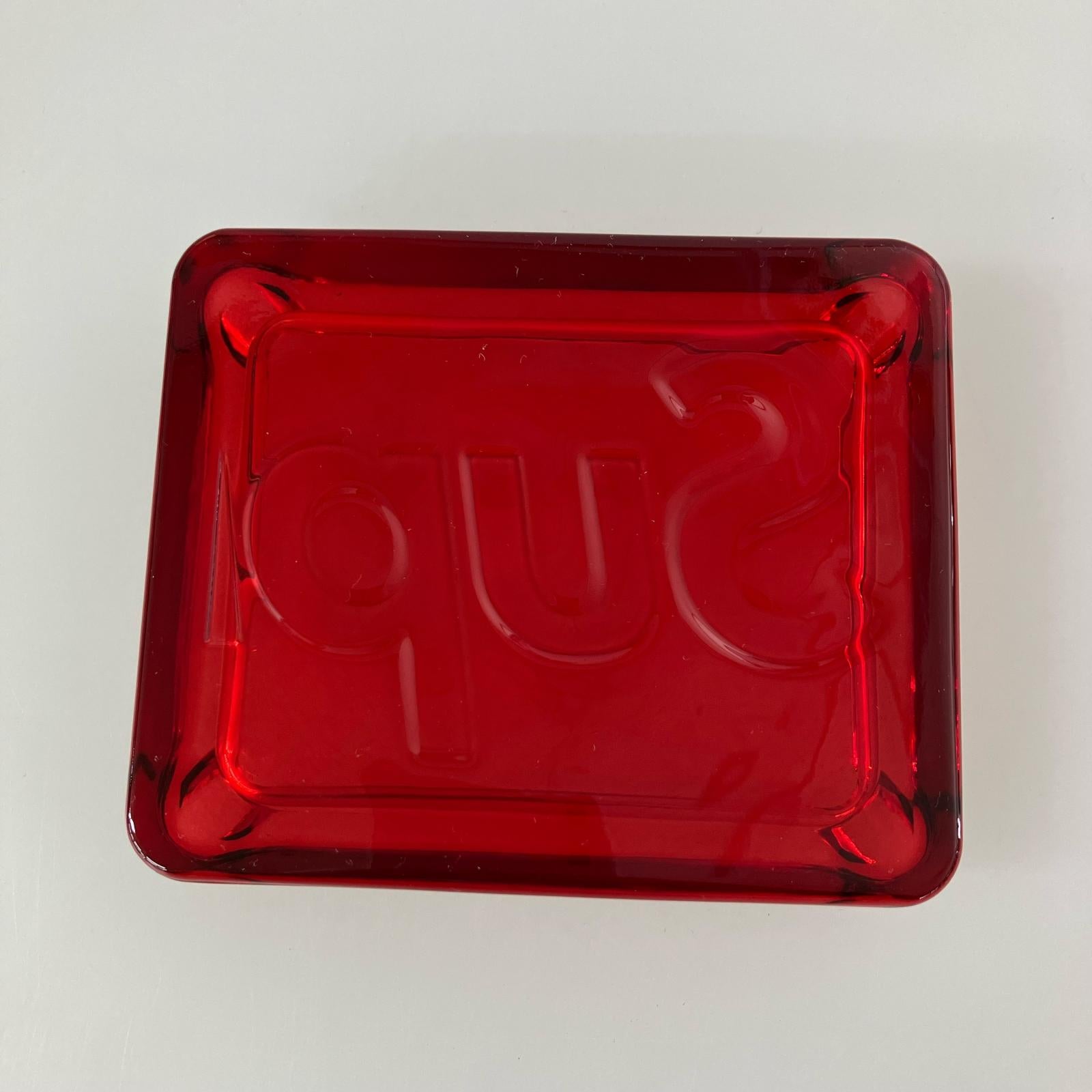 その他アクセサリー Debossed Glass Ashtray Red 灰皿 レッド