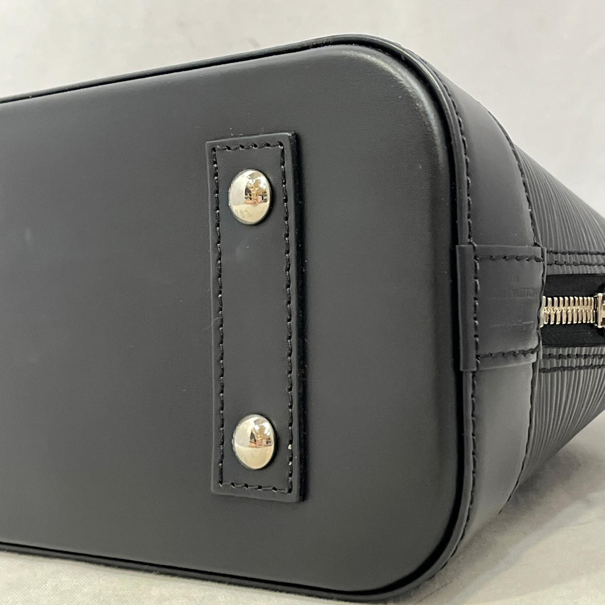LOUIS VUITTON エピ アルマBB M40862