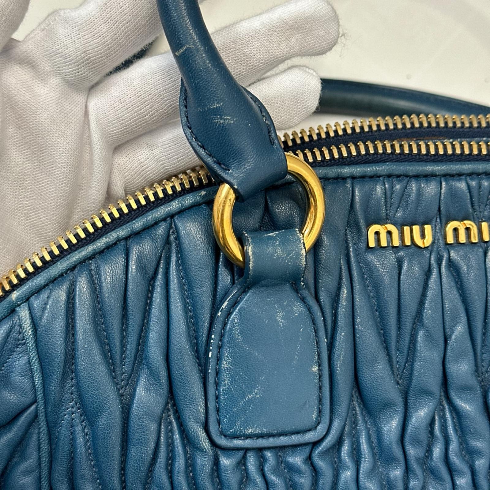 miumiu/マテラッセ/ハンドバッグ/青