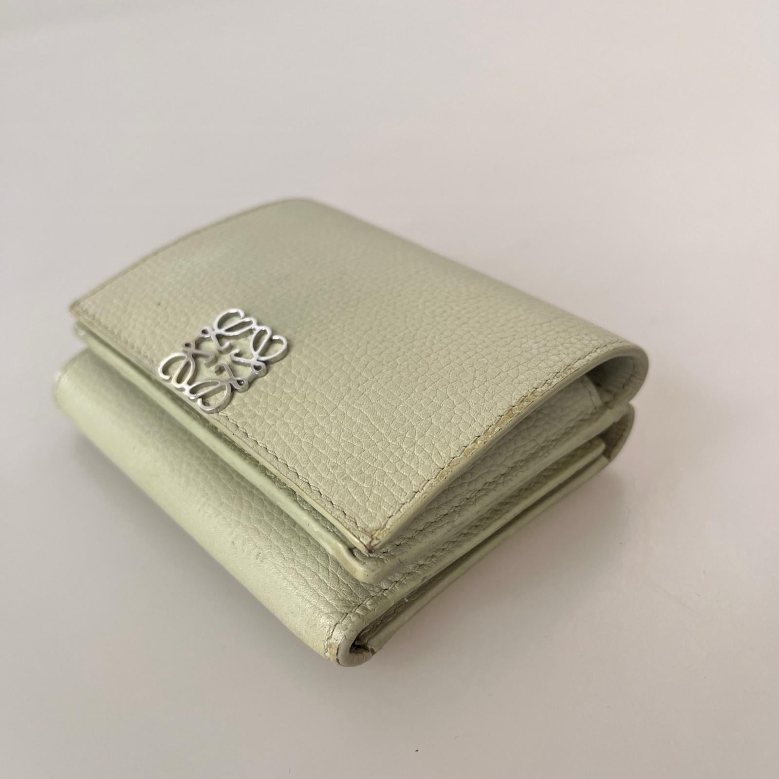 LOEWE トライフォールド アナグラム コンパクトウォレット