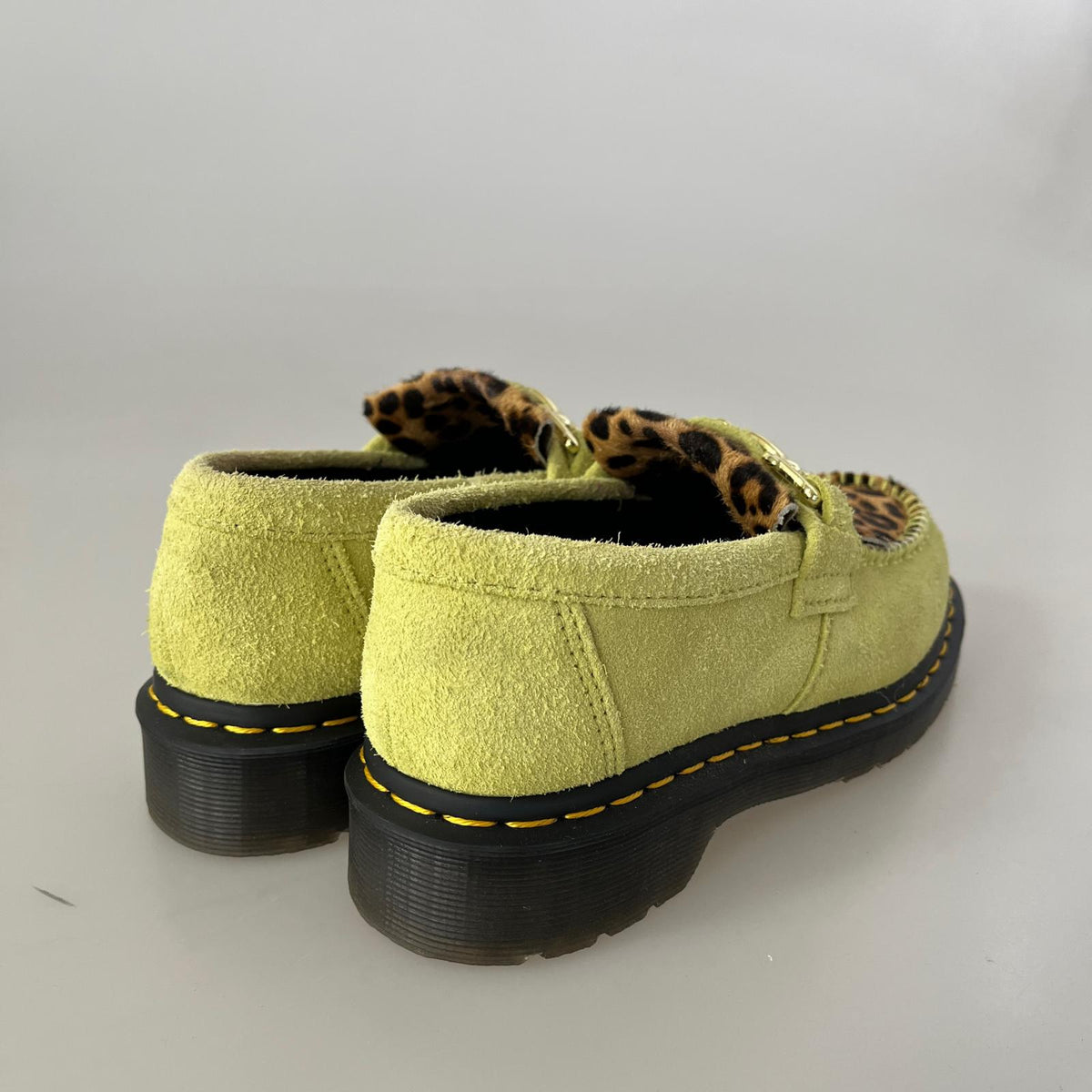シューズ Dr.Martens ADRIAN BONE SNAFFLE ライム×レオパード (UK4)