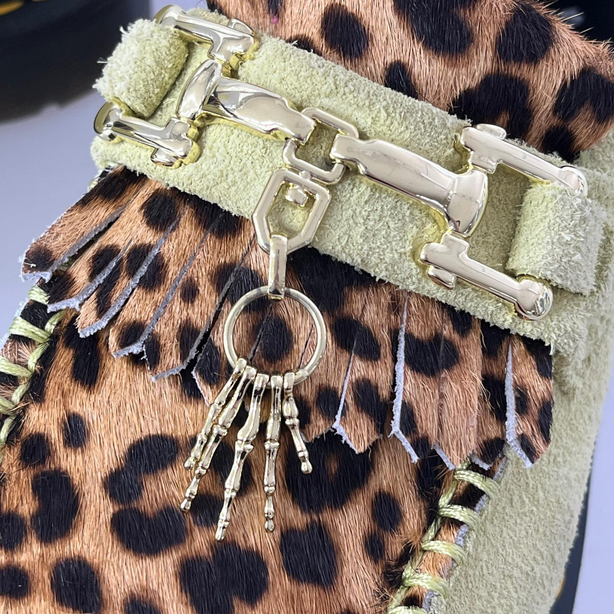 シューズ Dr.Martens ADRIAN BONE SNAFFLE ライム×レオパード (UK4)