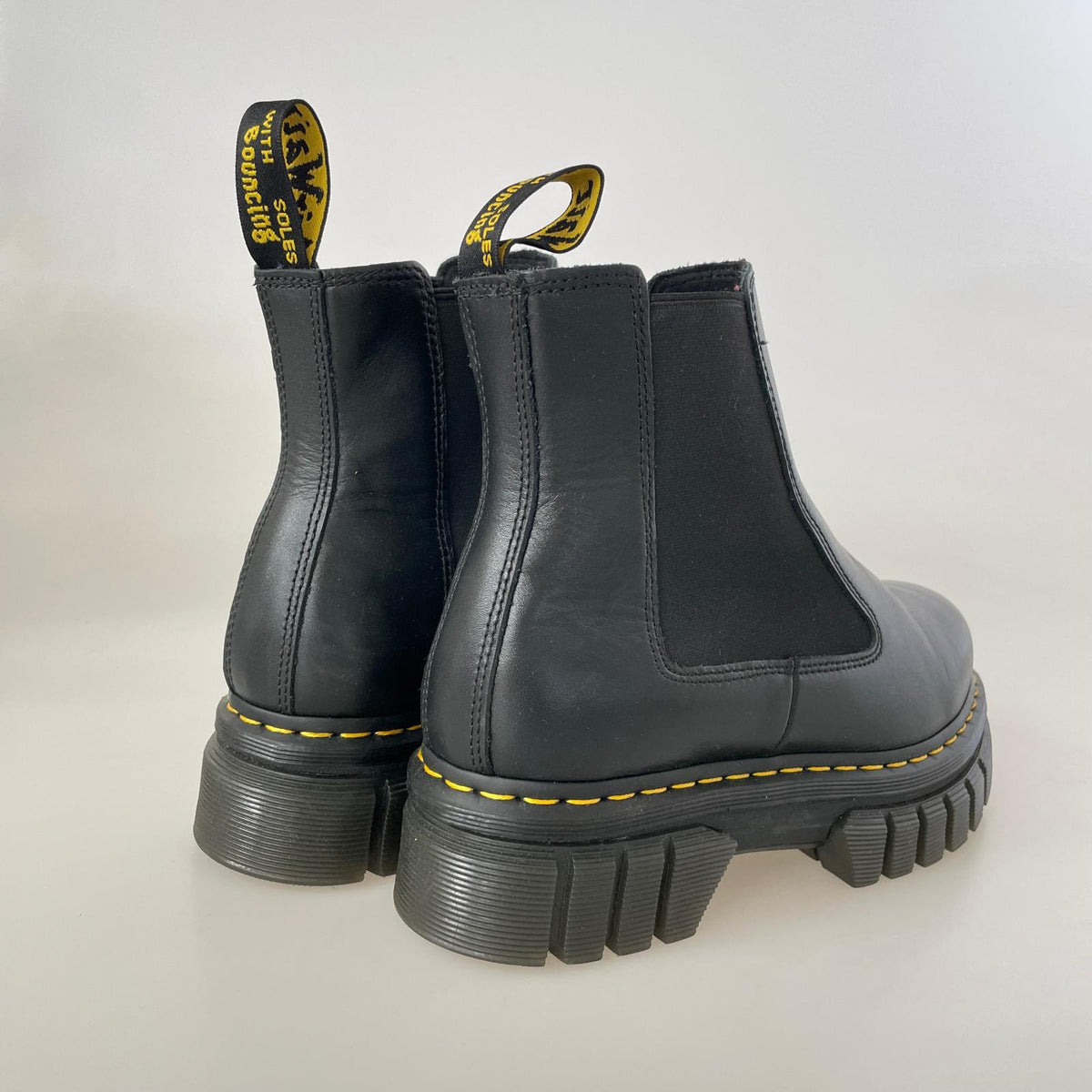 ブーツ Dr.Martens AUDRICK CHELSEA サイドゴアブーツ 黒 ブラック