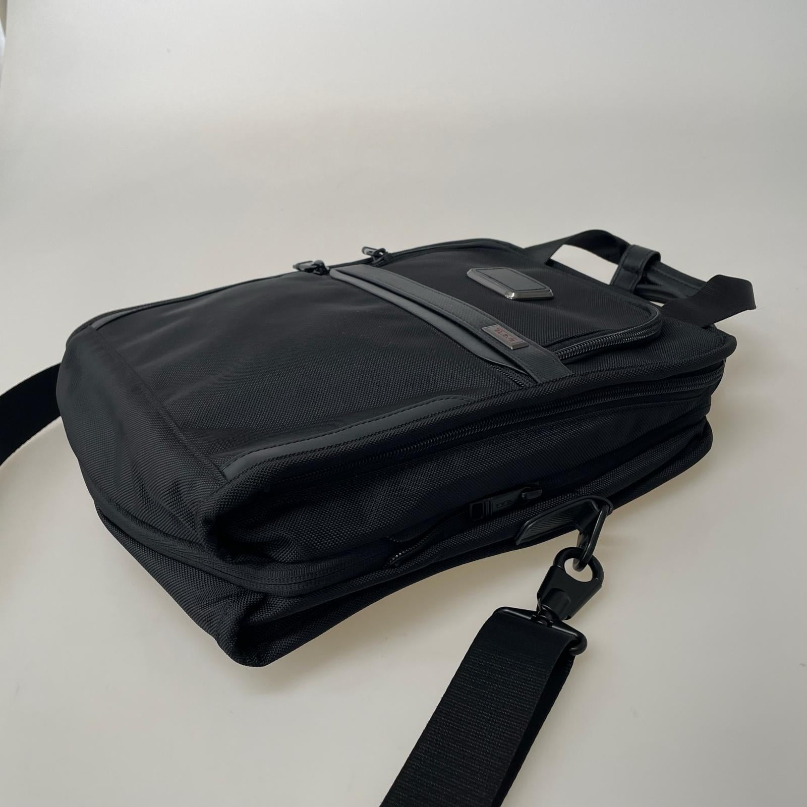 リュック・デイパック TUMI リュックサック・バックパック ブラック