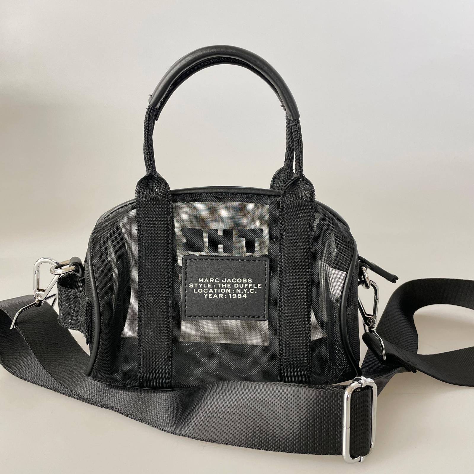 ショルダーバッグ THE DUFFLE 黒 メッシュ ブラック