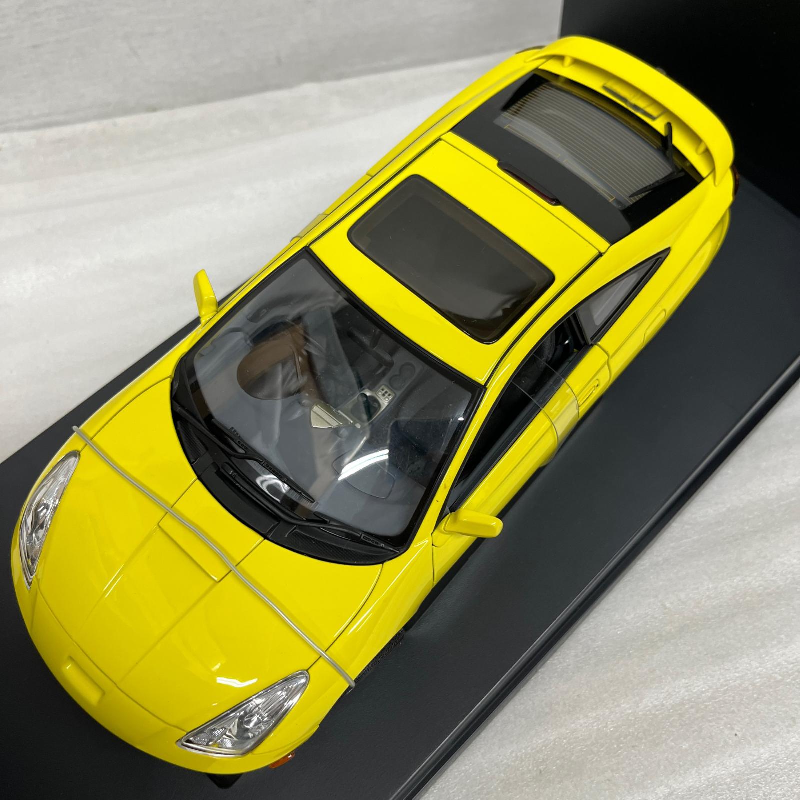 AUTOart トヨタ セリカ GT-S 黄 スケールカー