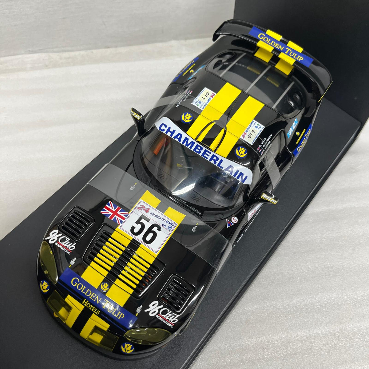 AUTOart ダッジ バイパー GTS R スケールカー