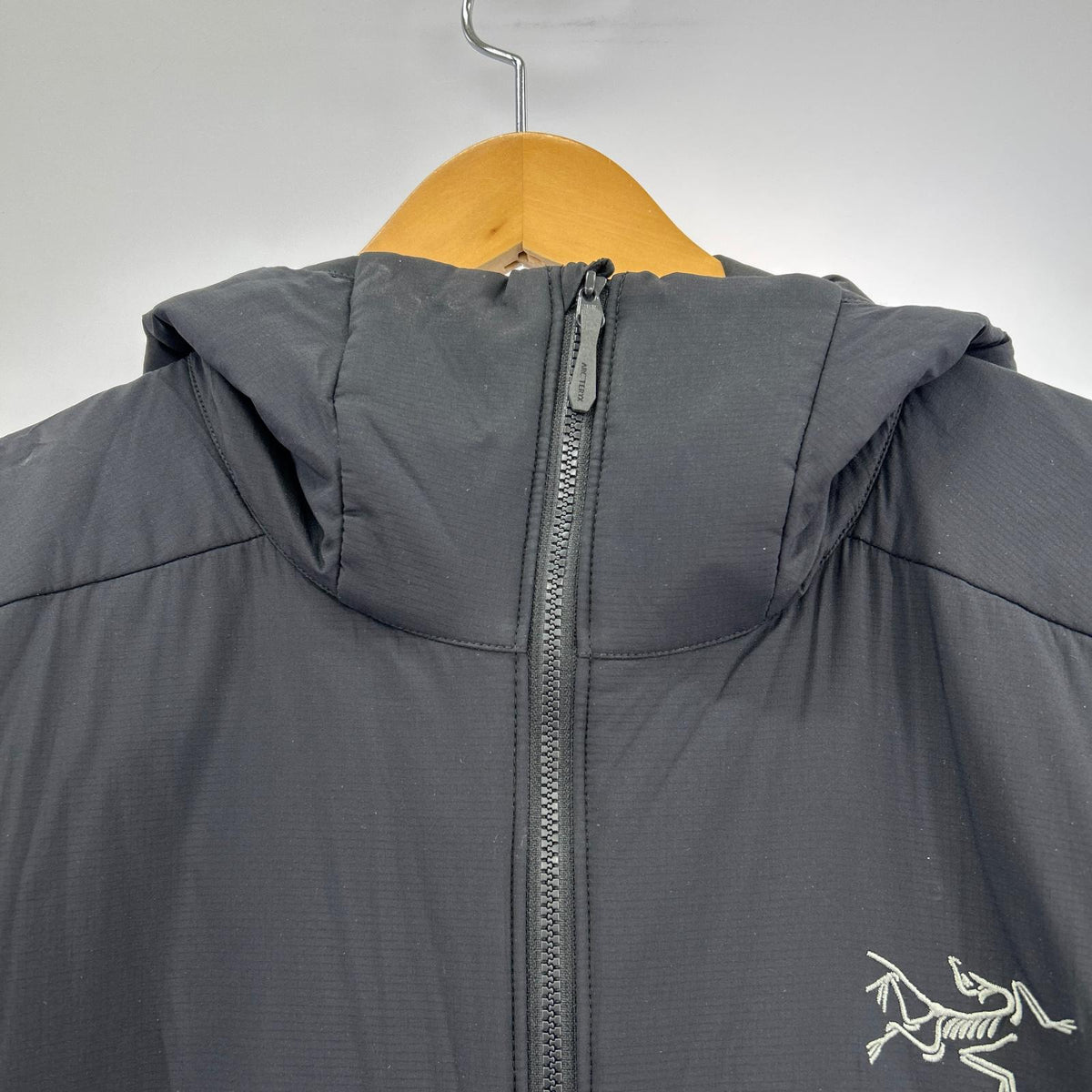 ジャケット Atom Hoody Jacket/L/ブラック/X000009556 L ブラック