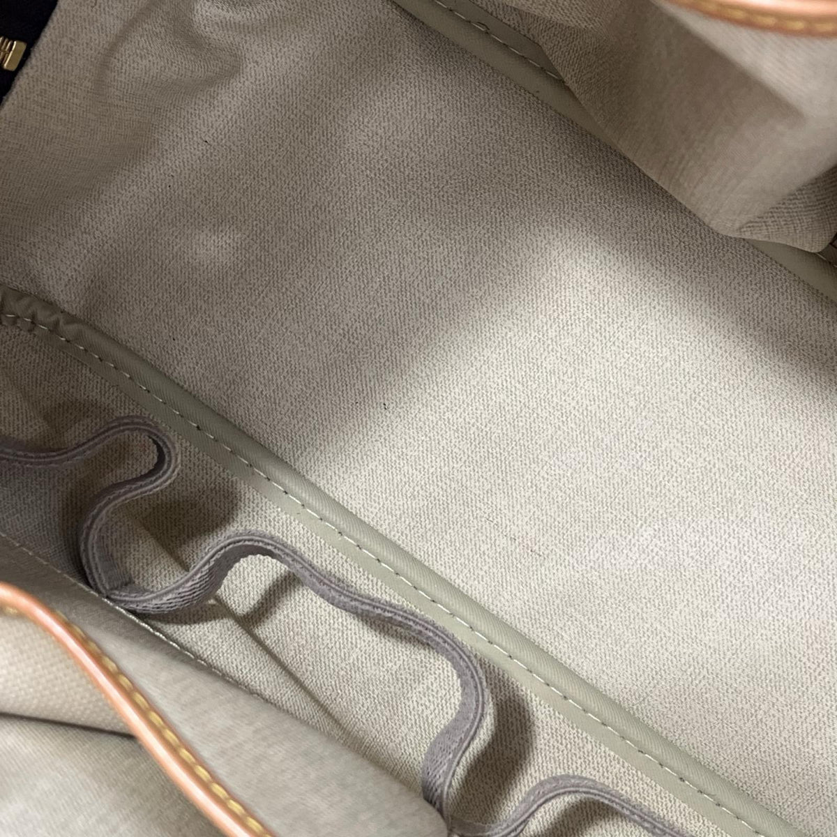 LV モノグラム トゥルーヴィル M42228