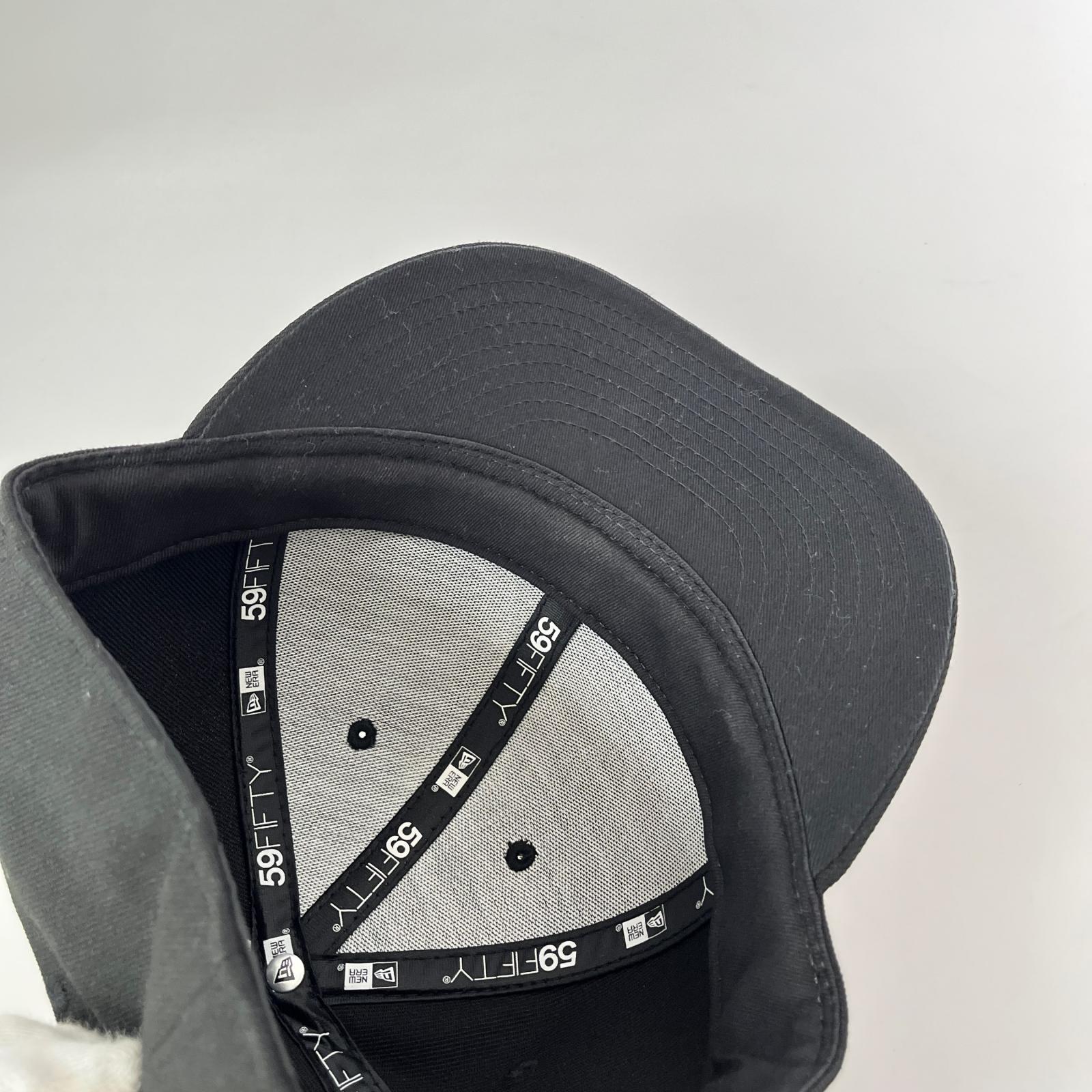 キャップ x NEW ERA WT ブラック (01) ブラック