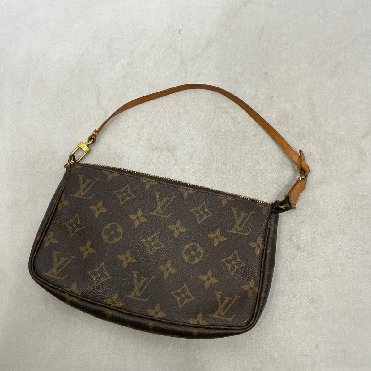 LV アクセソワール