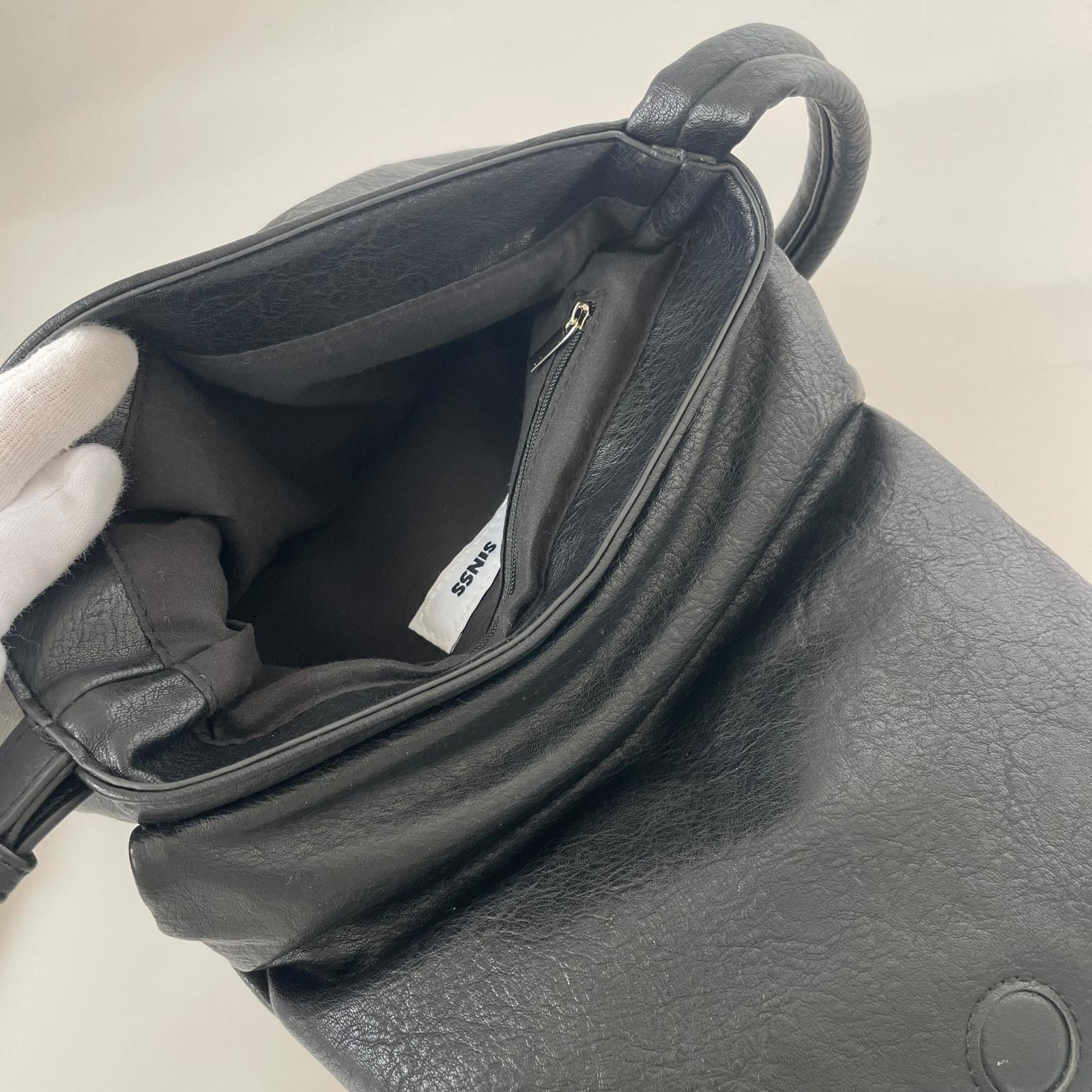 ショルダーバッグ SINSS FLAP MINI ブラック ブラック