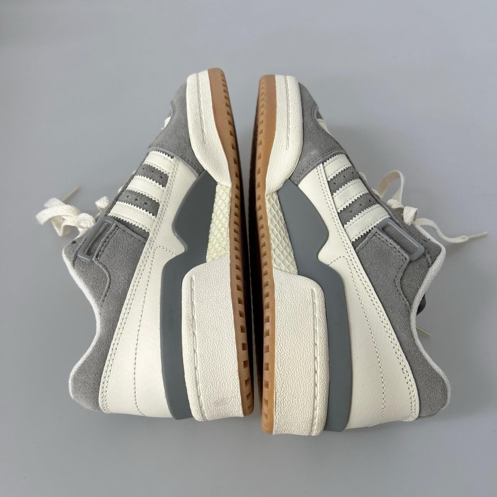 スニーカー FORUM LOW(23.5) 23.5cm (US5 1/2 UK5 EU37) グレー