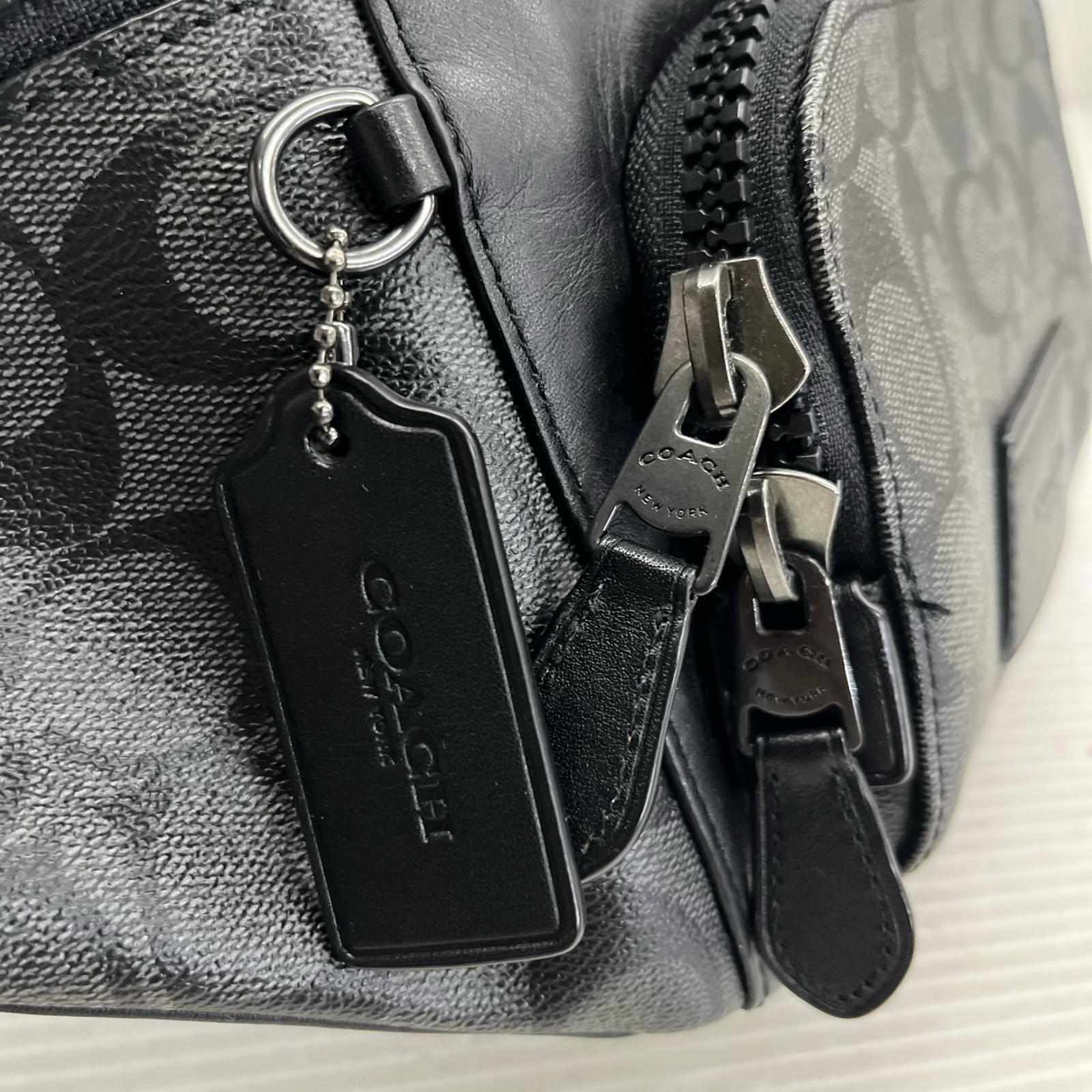 COACH C3765