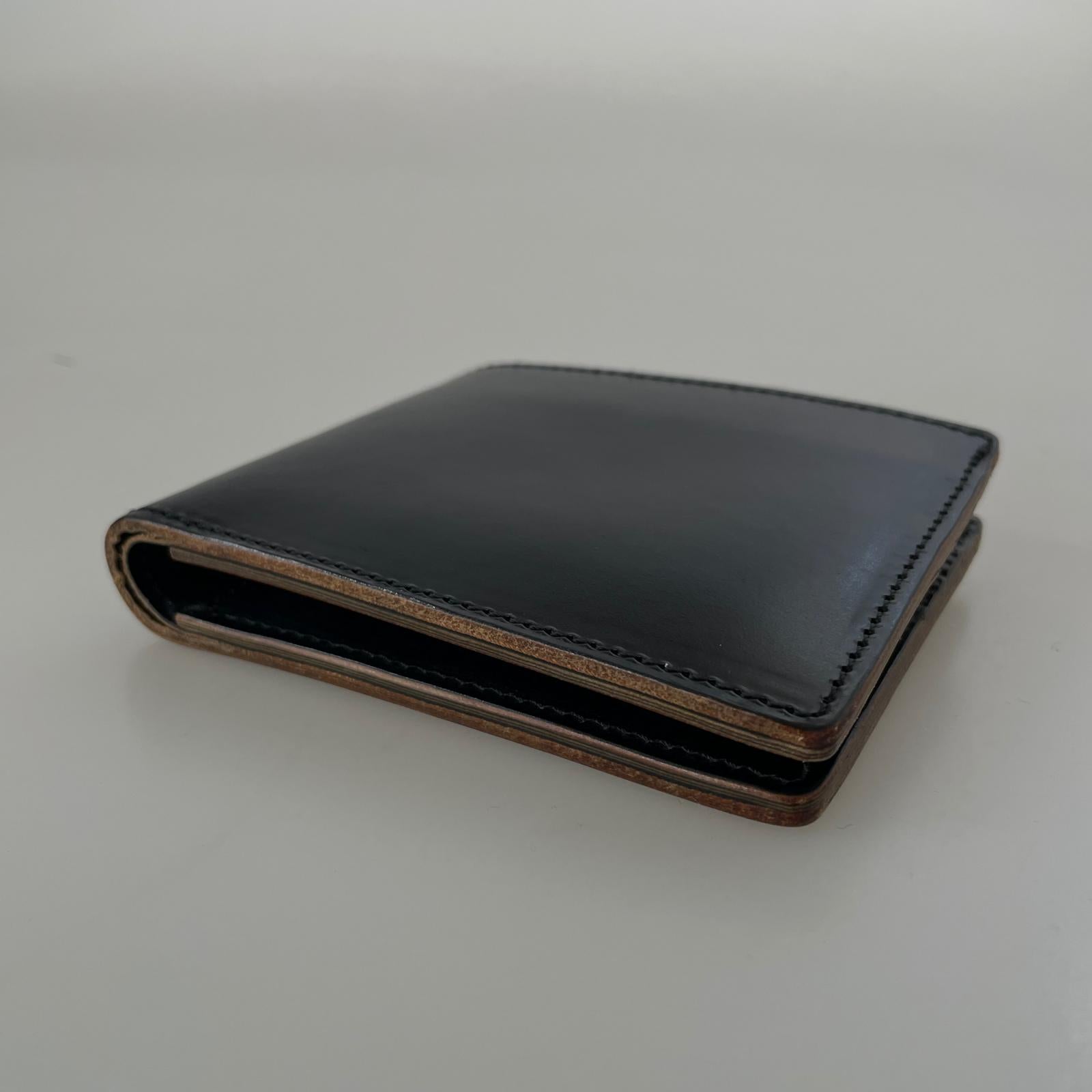 コンパクトウォレット 2つ折り財布 ブラック