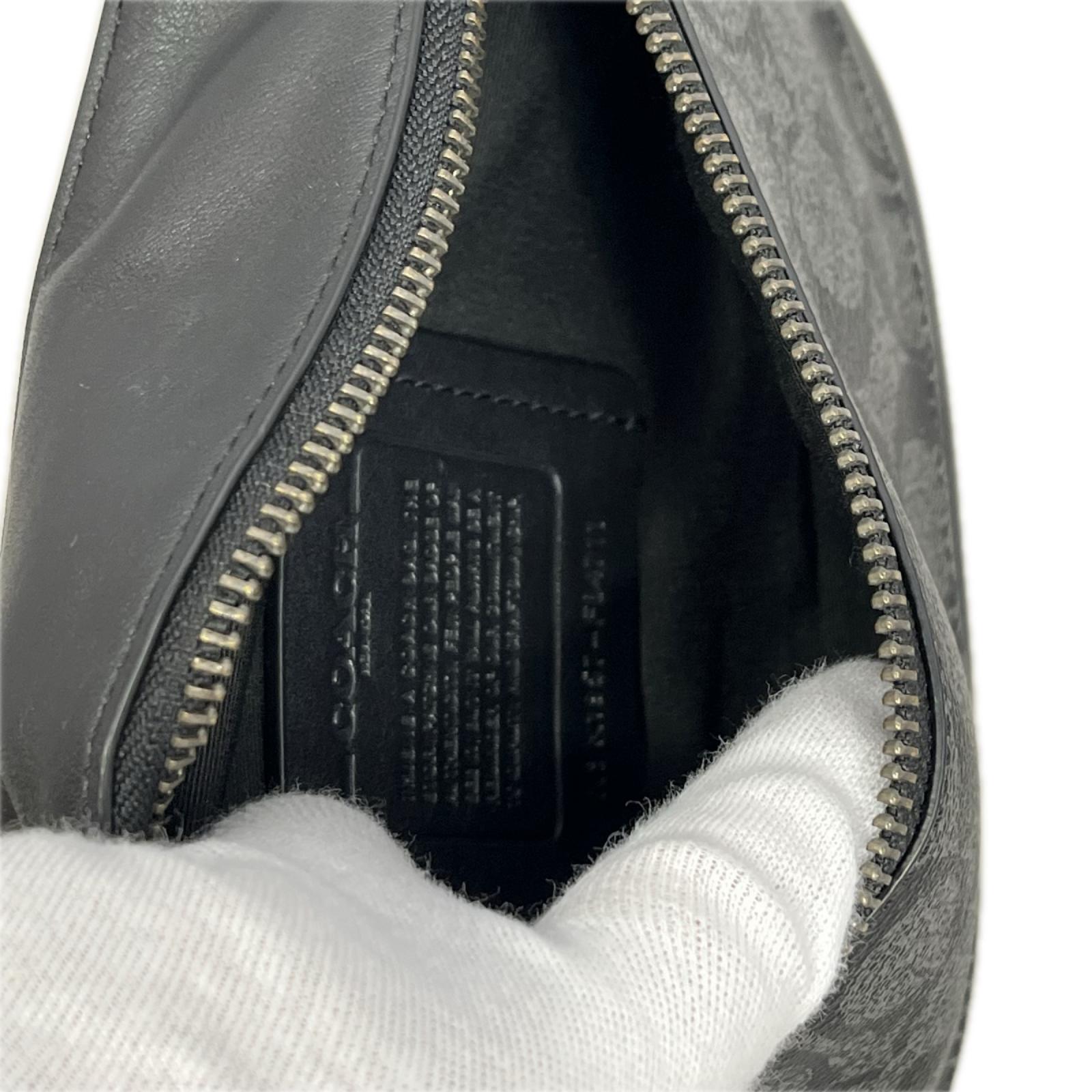 COACH シグネチャー ボディバッグ F84711